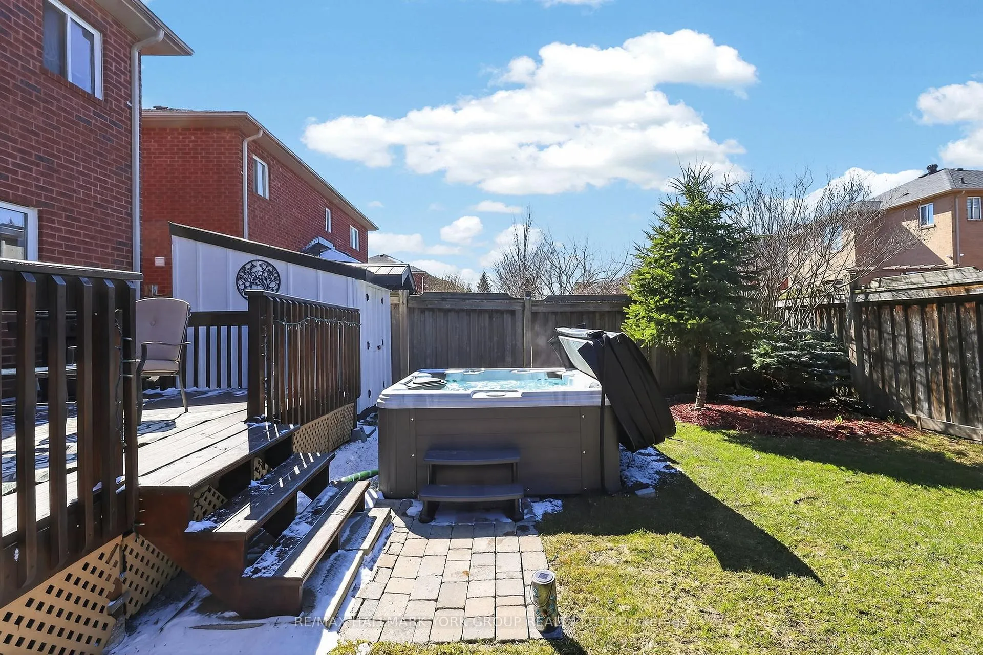 Photo 44 of 54 Bambi Crescent, Georgina, Keswick South — HOMEH