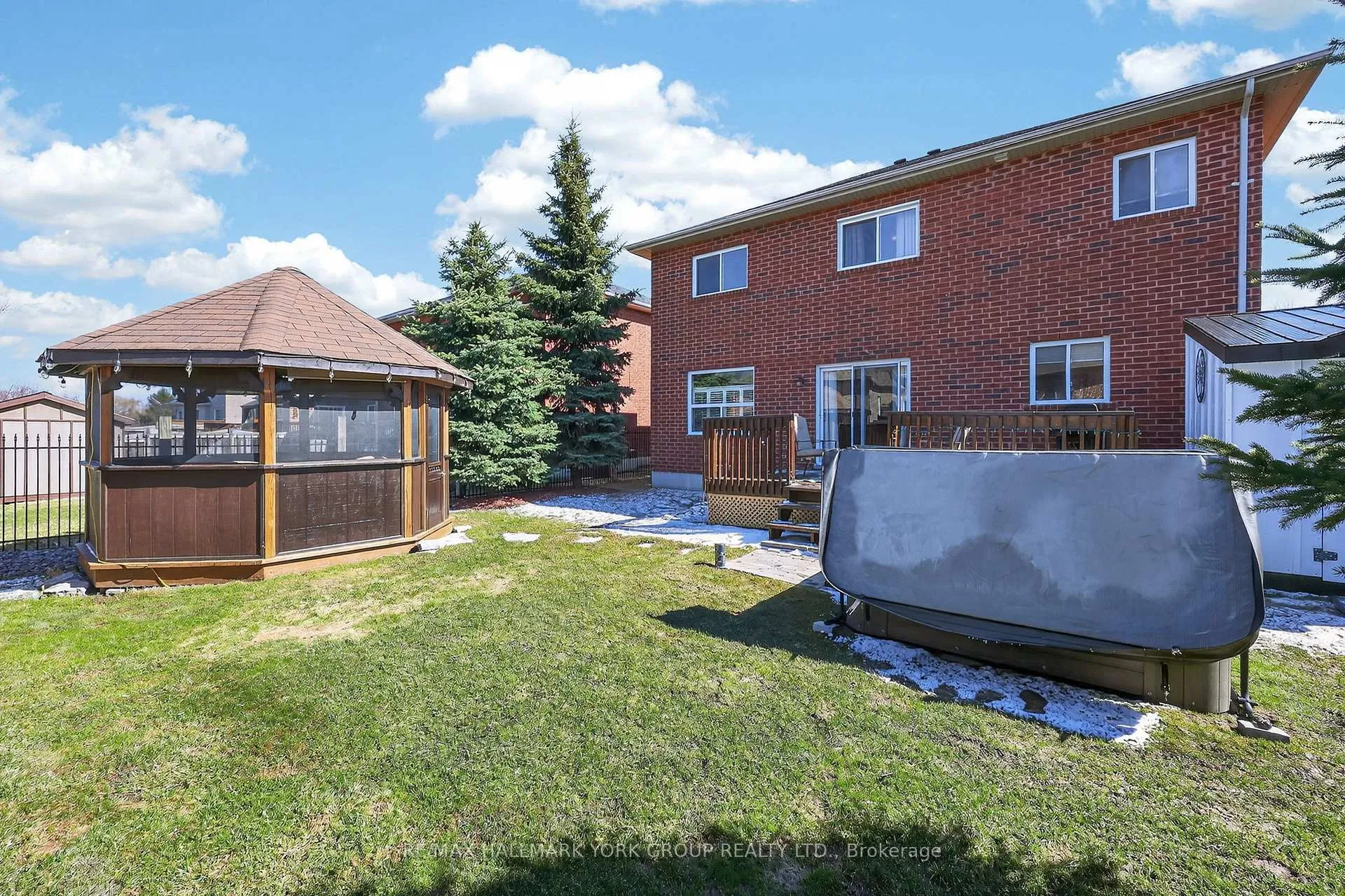 Photo 45 of 54 Bambi Crescent, Georgina, Keswick South — HOMEH
