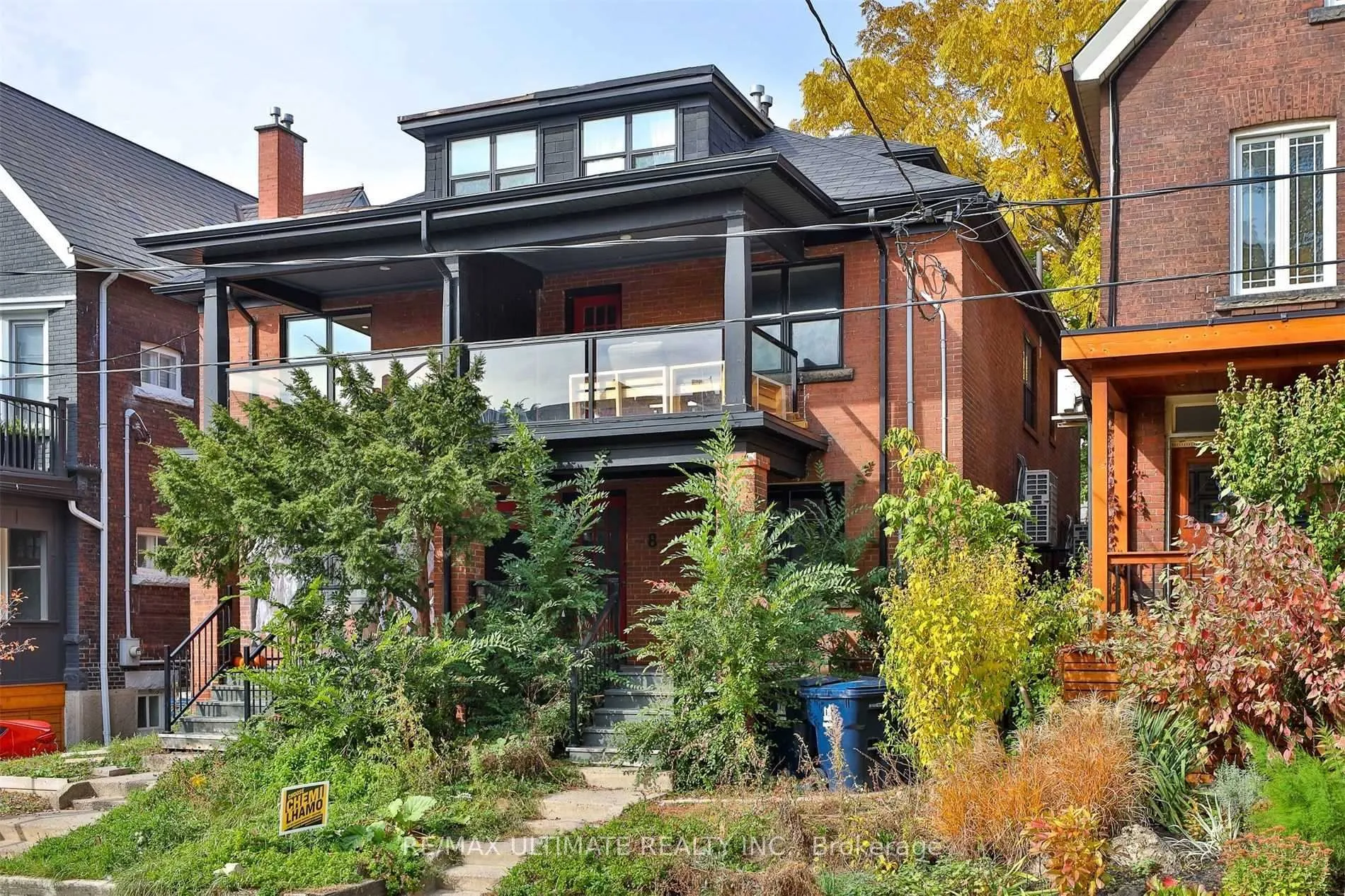 Photo 2 of Unit Main, 8 Grafton Avenue, Toronto, Roncesvalles — HOMEH