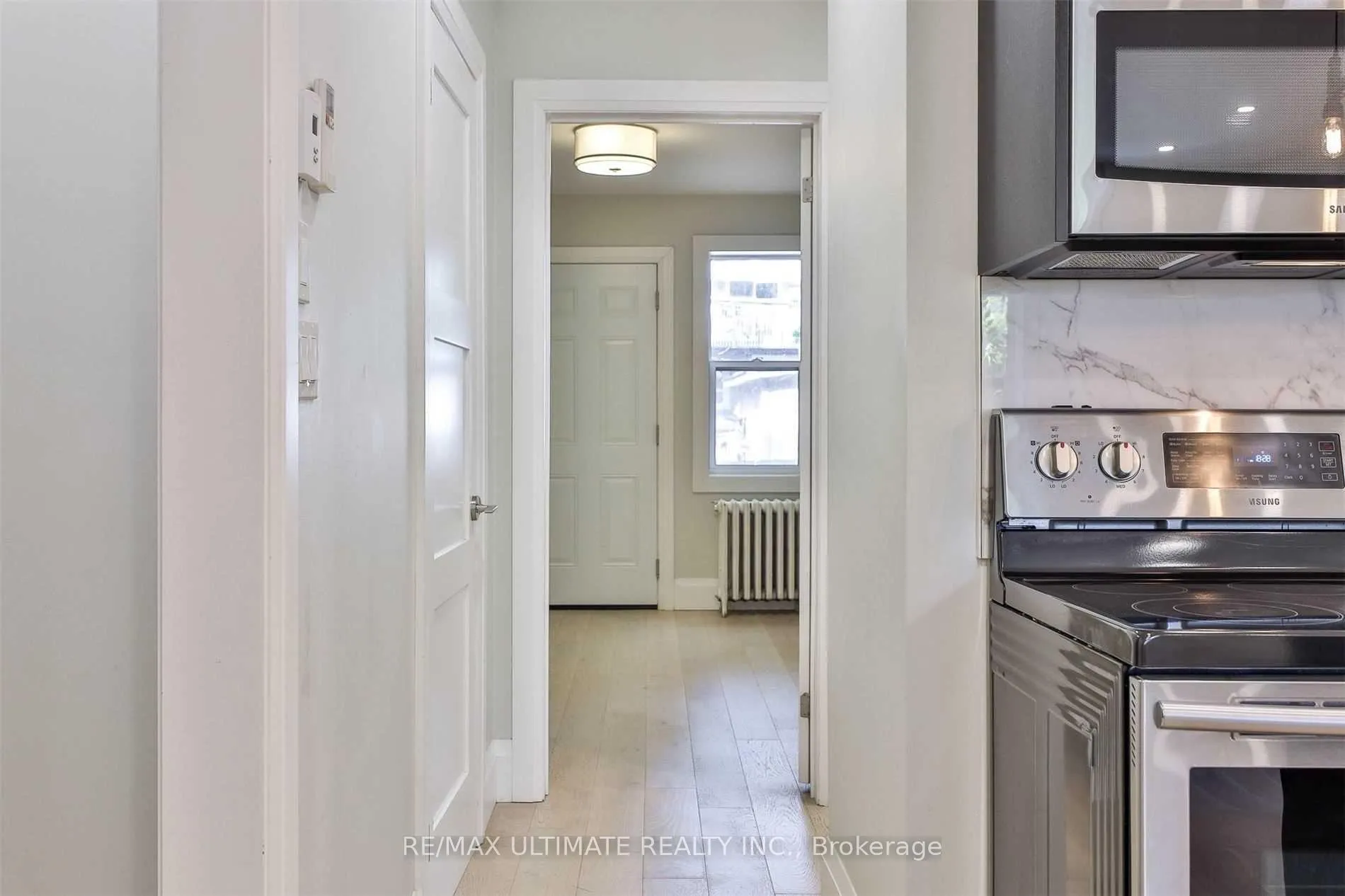 Photo 3 of Unit Main, 8 Grafton Avenue, Toronto, Roncesvalles — HOMEH