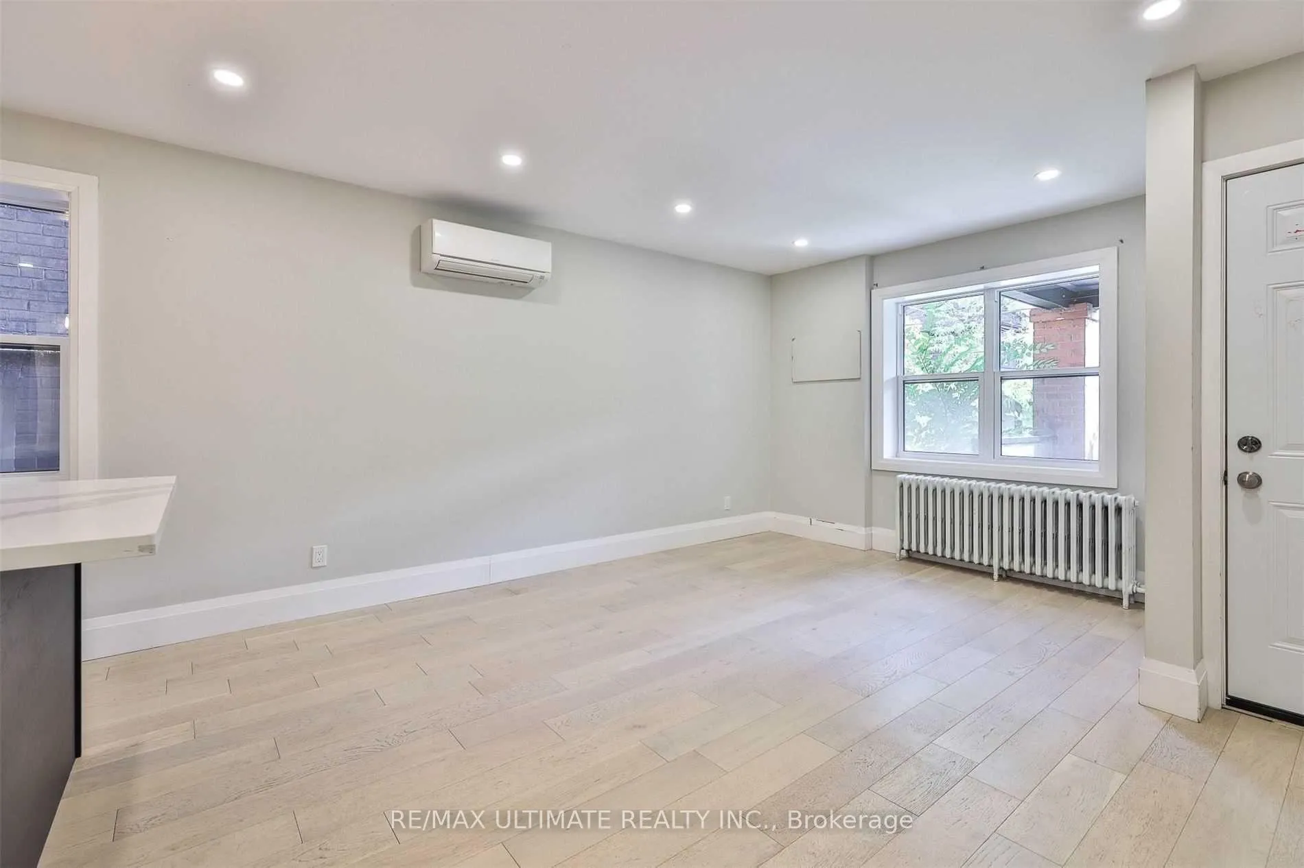 Photo 7 of Unit Main, 8 Grafton Avenue, Toronto, Roncesvalles — HOMEH