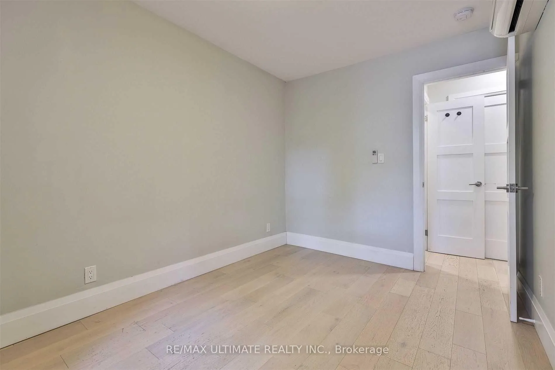 Photo 12 of Unit Main, 8 Grafton Avenue, Toronto, Roncesvalles — HOMEH