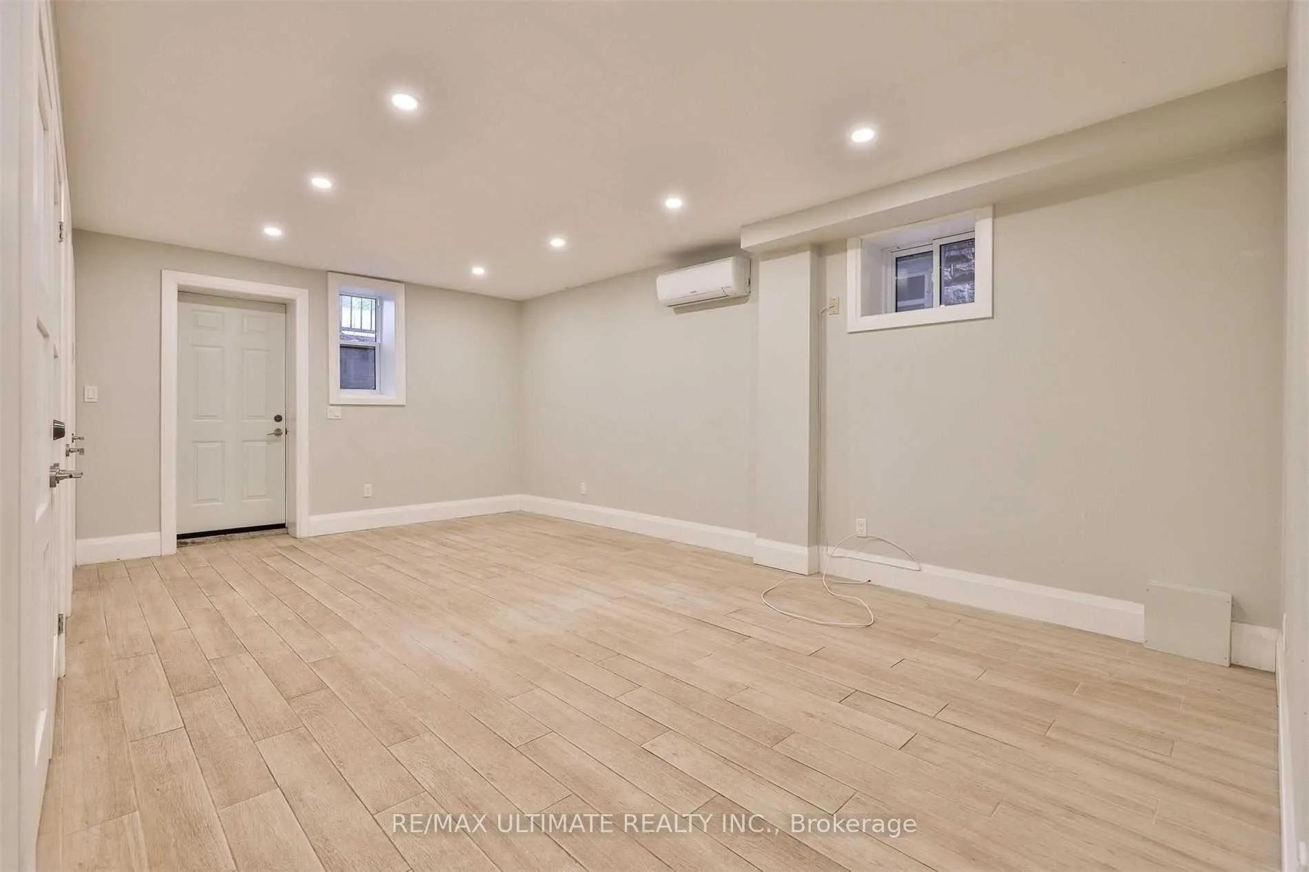 Photo 18 of Unit Main, 8 Grafton Avenue, Toronto, Roncesvalles — HOMEH