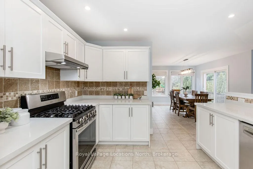Photo 7 of 424 Ramblewood Drive, Wasaga Beach — HOMEH