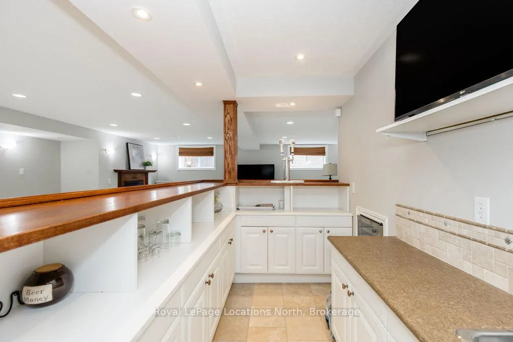 Photo 26 of 424 Ramblewood Drive, Wasaga Beach — HOMEH