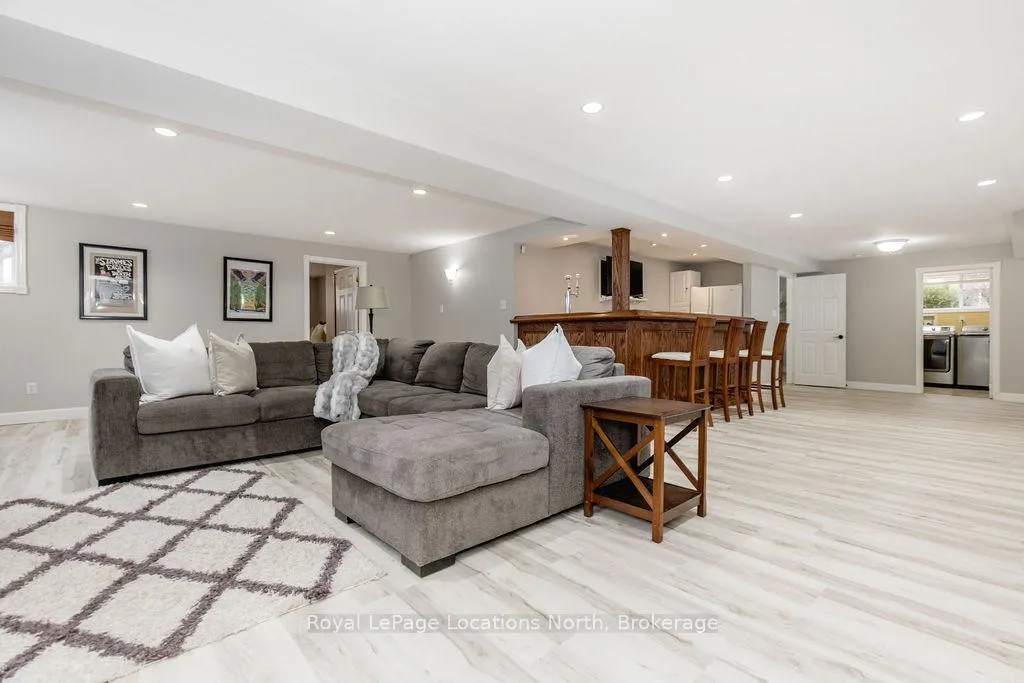 Photo 30 of 424 Ramblewood Drive, Wasaga Beach — HOMEH