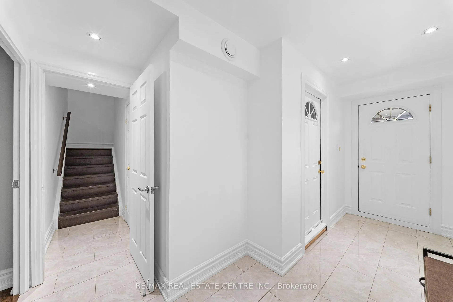 Photo 6 of 22 Glen Echo Court, Brampton, Northgate — HOMEH