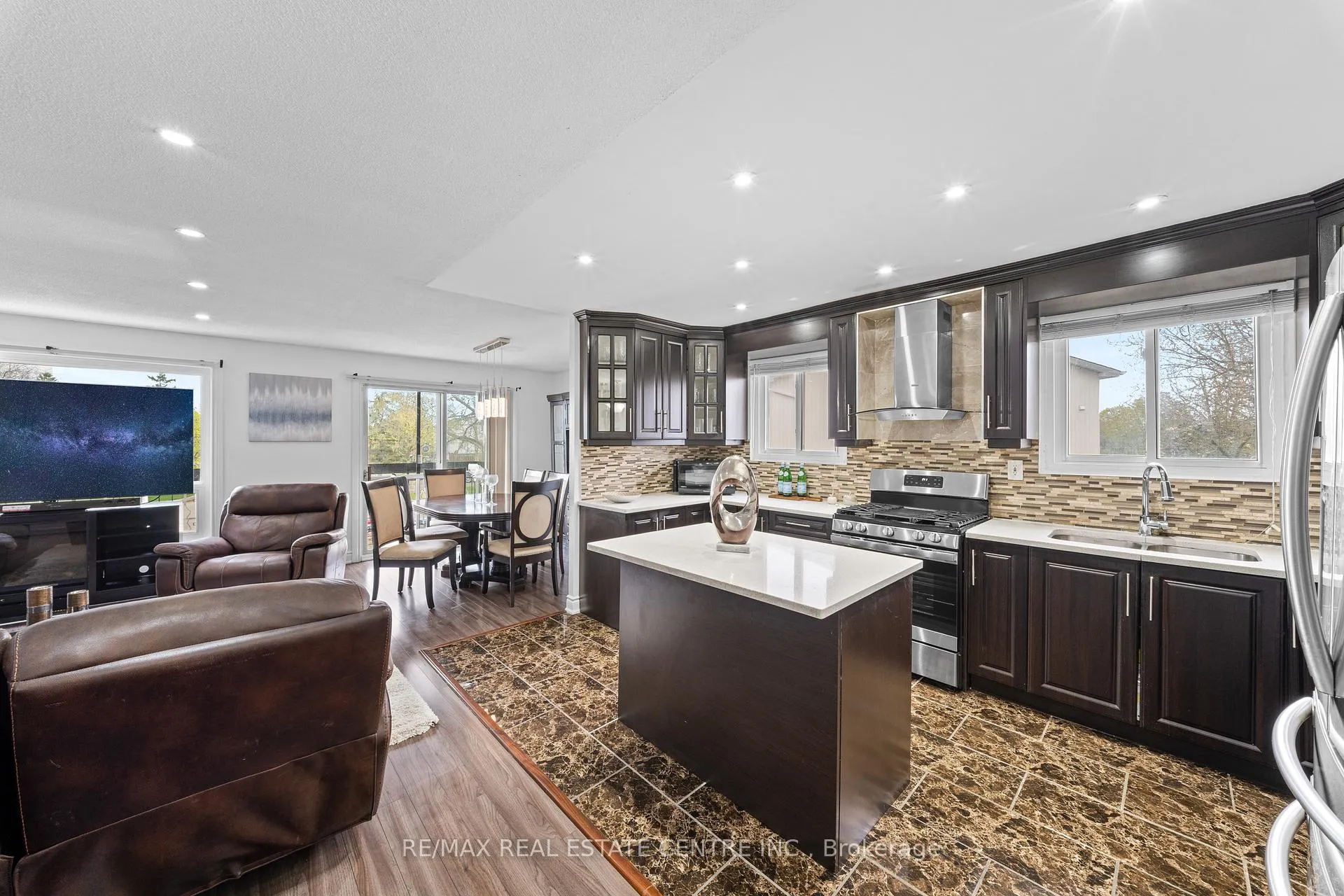 Photo 14 of 22 Glen Echo Court, Brampton, Northgate — HOMEH