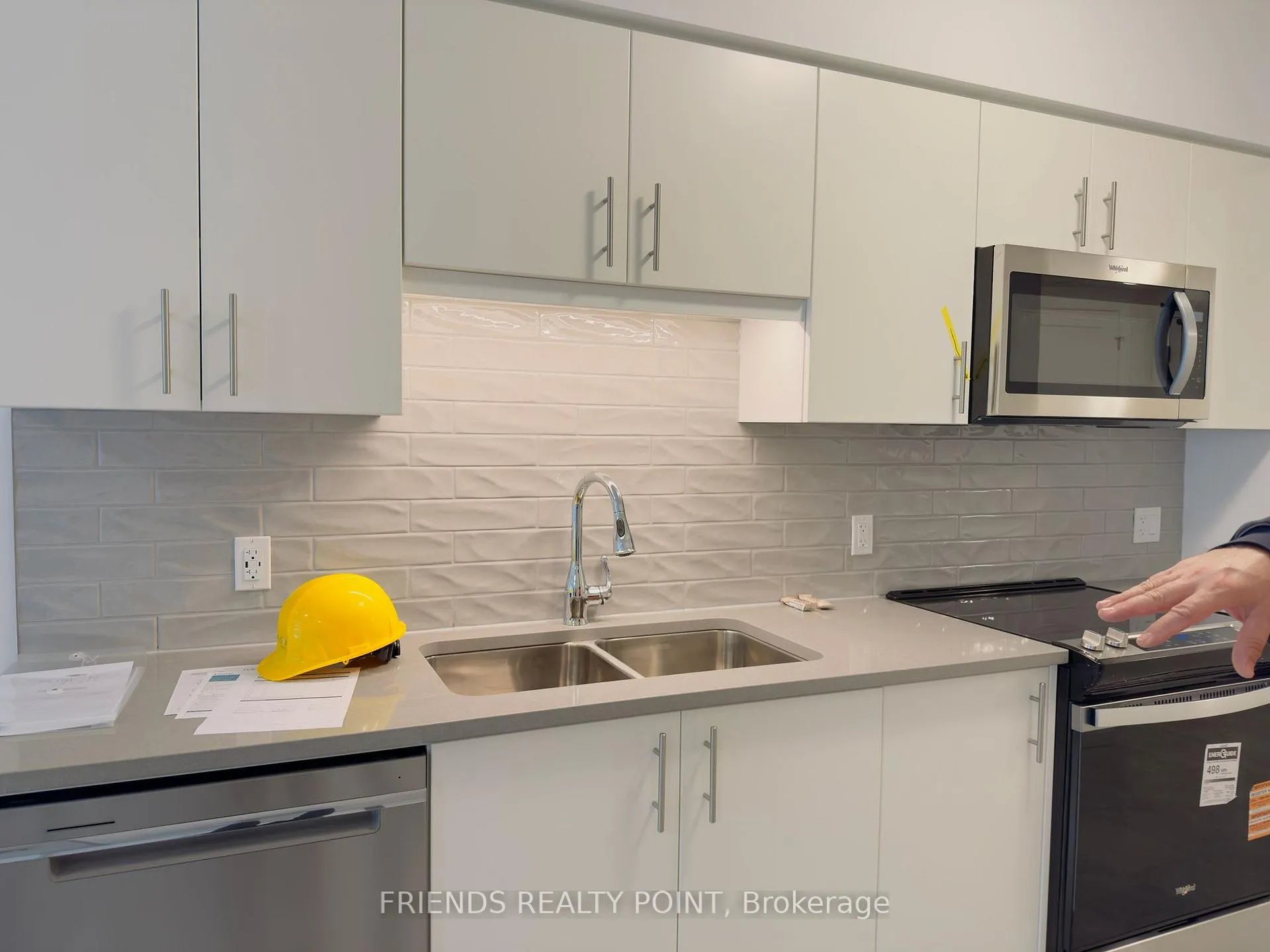 Photo 12 of Unit 611, 93 Arthur Street S, Guelph, St. Patrick's Ward — HOMEH