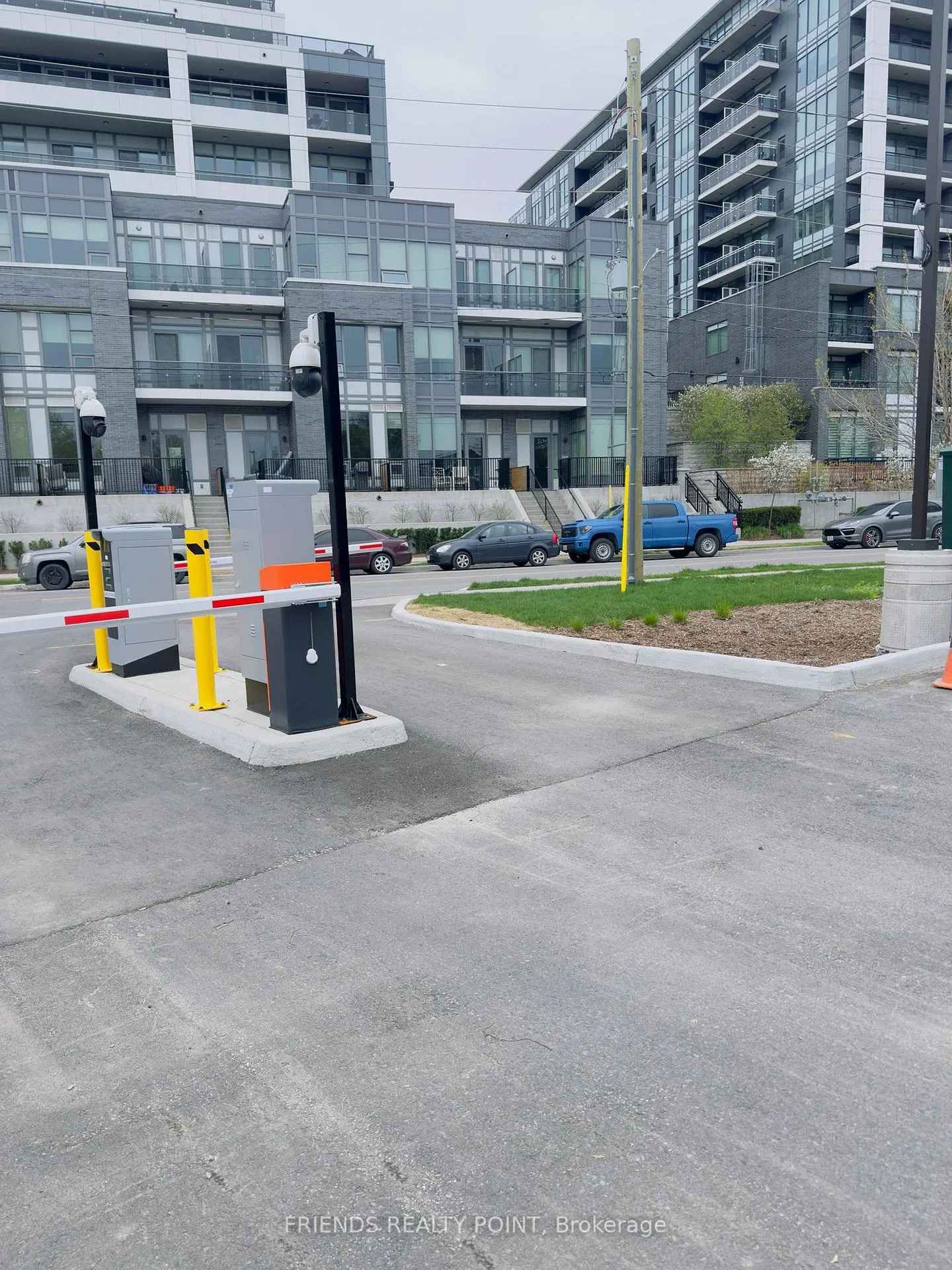 Photo 14 of Unit 611, 93 Arthur Street S, Guelph, St. Patrick's Ward — HOMEH