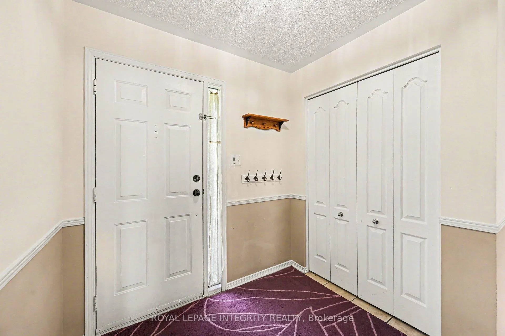 Photo 5 of 168 Springwater Drive S, Ottawa, Kanata - Bridlewood — HOMEH