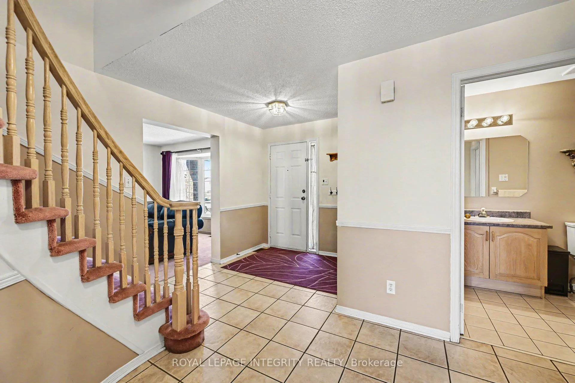 Photo 6 of 168 Springwater Drive S, Ottawa, Kanata - Bridlewood — HOMEH