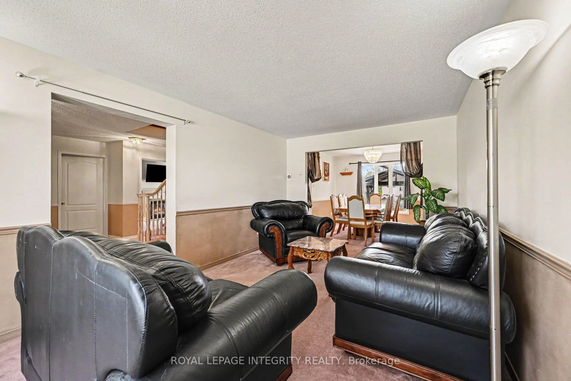 Photo 7 of 168 Springwater Drive S, Ottawa, Kanata - Bridlewood — HOMEH