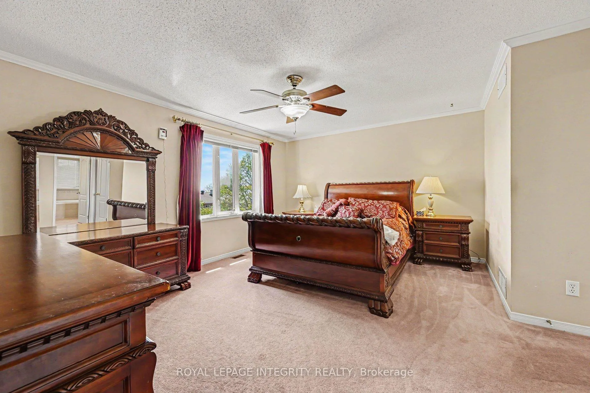 Photo 19 of 168 Springwater Drive S, Ottawa, Kanata - Bridlewood — HOMEH