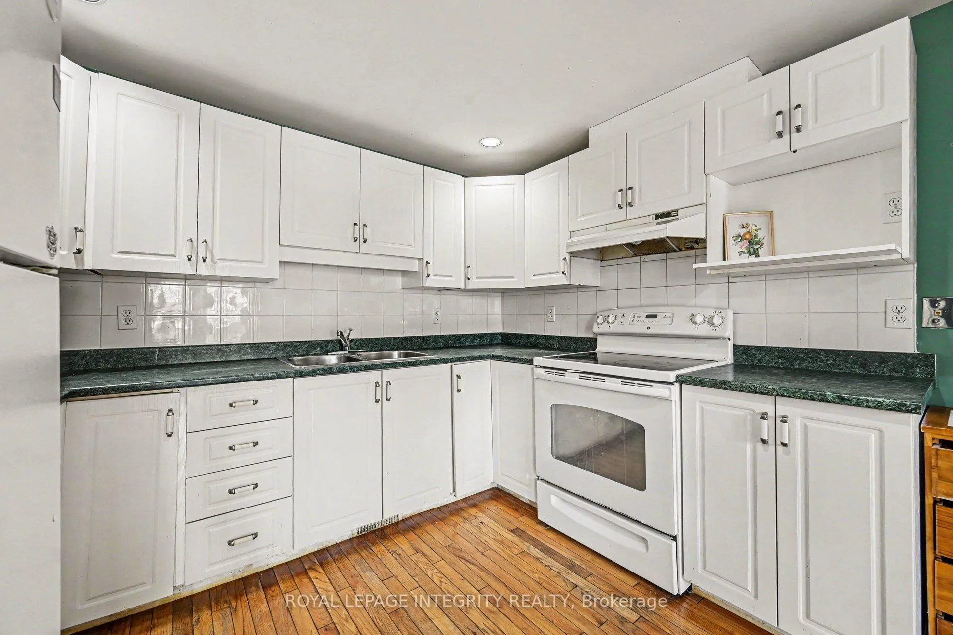 Photo 25 of 168 Springwater Drive S, Ottawa, Kanata - Bridlewood — HOMEH