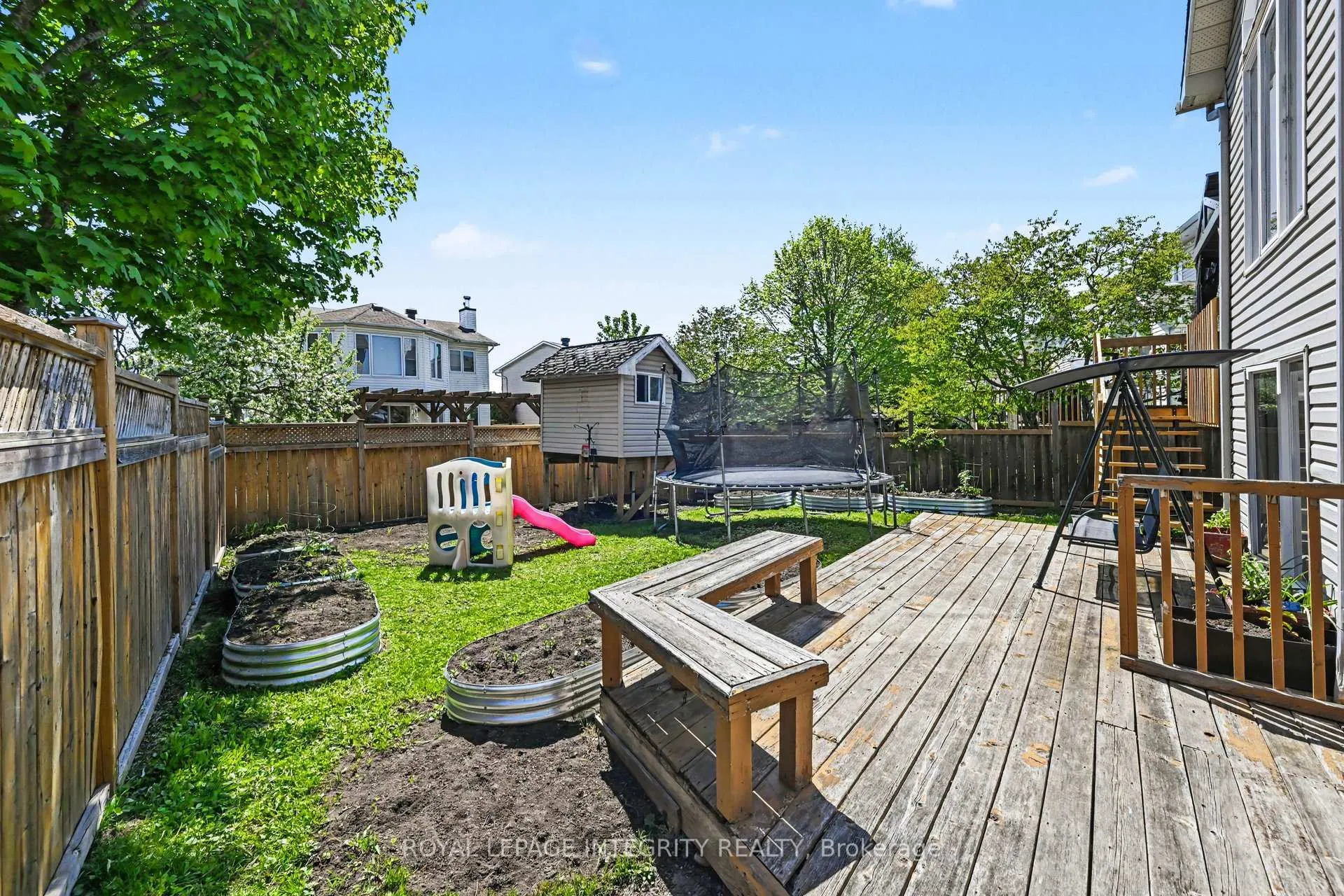 Photo 29 of 168 Springwater Drive S, Ottawa, Kanata - Bridlewood — HOMEH