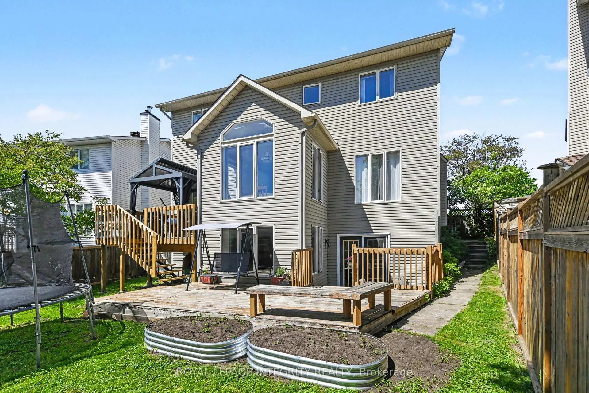 Photo 31 of 168 Springwater Drive S, Ottawa, Kanata - Bridlewood — HOMEH