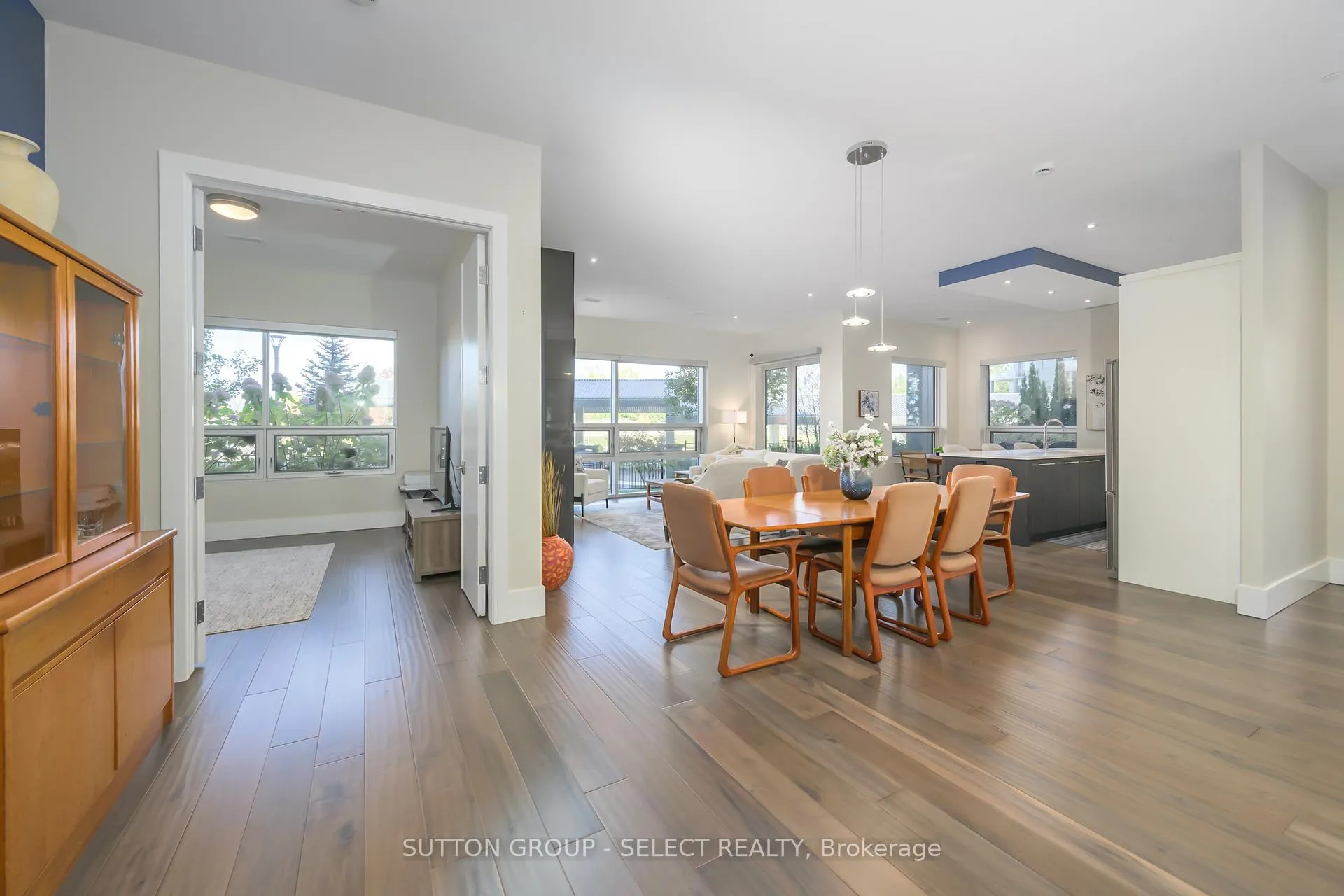 Photo 4 of Unit 107, 1705 Fiddlehead Place, London, North R — HOMEH