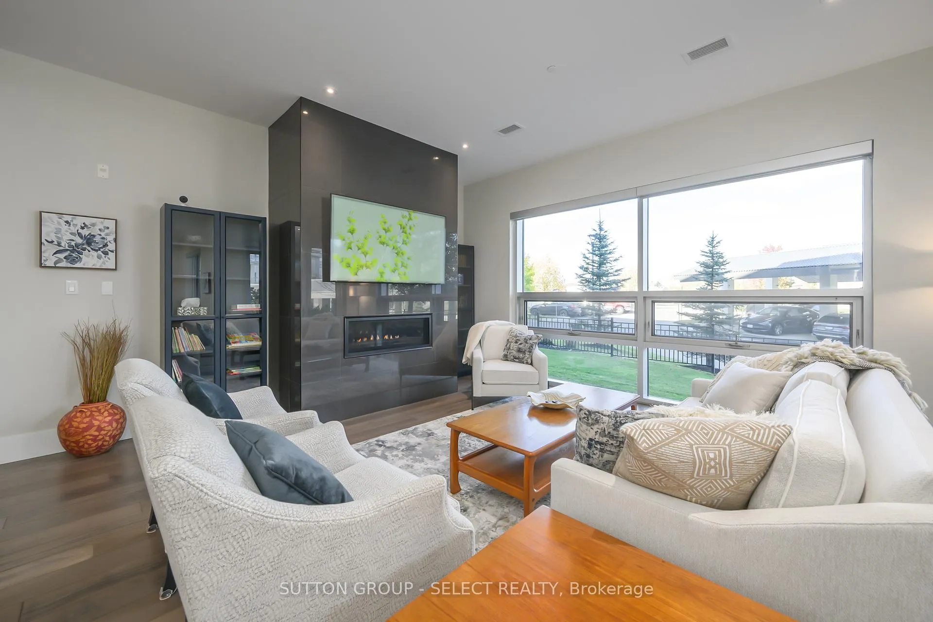 Photo 7 of Unit 107, 1705 Fiddlehead Place, London, North R — HOMEH