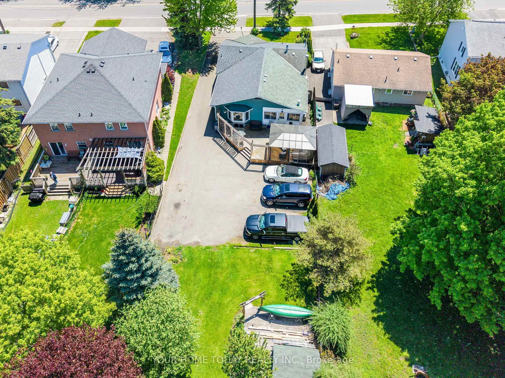 Photo 32 of 70 Maple Avenue, Halton Hills, Georgetown — HOMEH