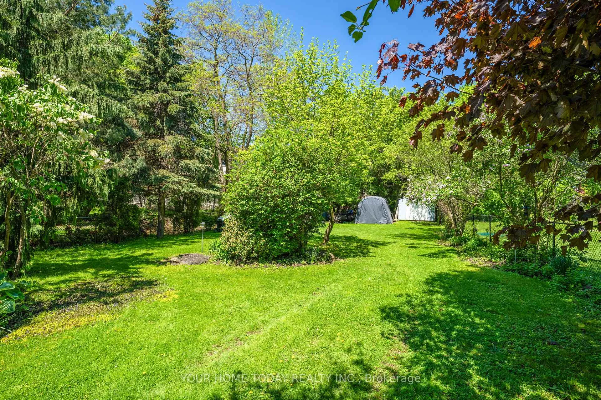 Photo 42 of 70 Maple Avenue, Halton Hills, Georgetown — HOMEH
