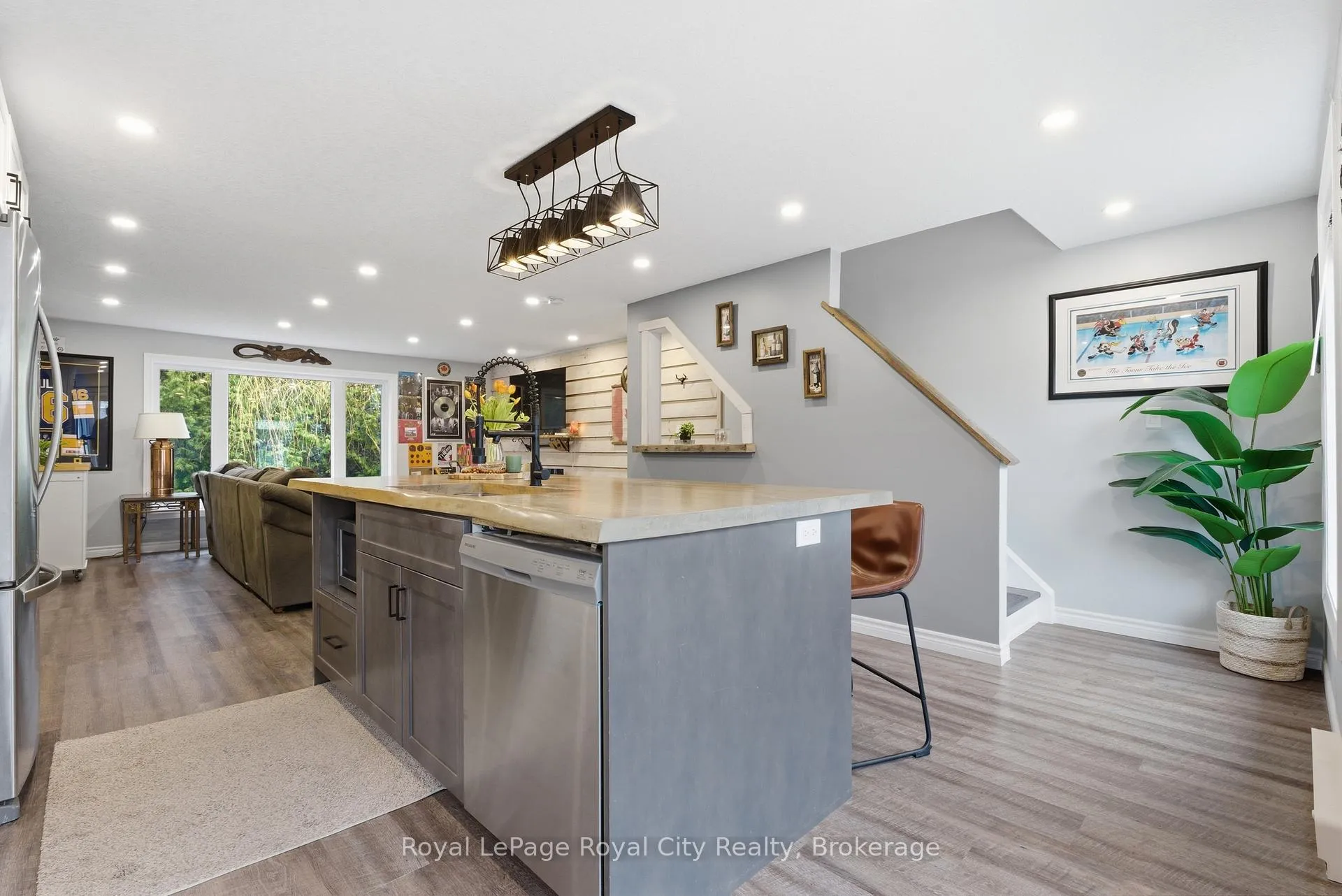 Photo 9 of Unit 13, 320 Alma Street, Guelph/Eramosa, Rockwood — HOMEH