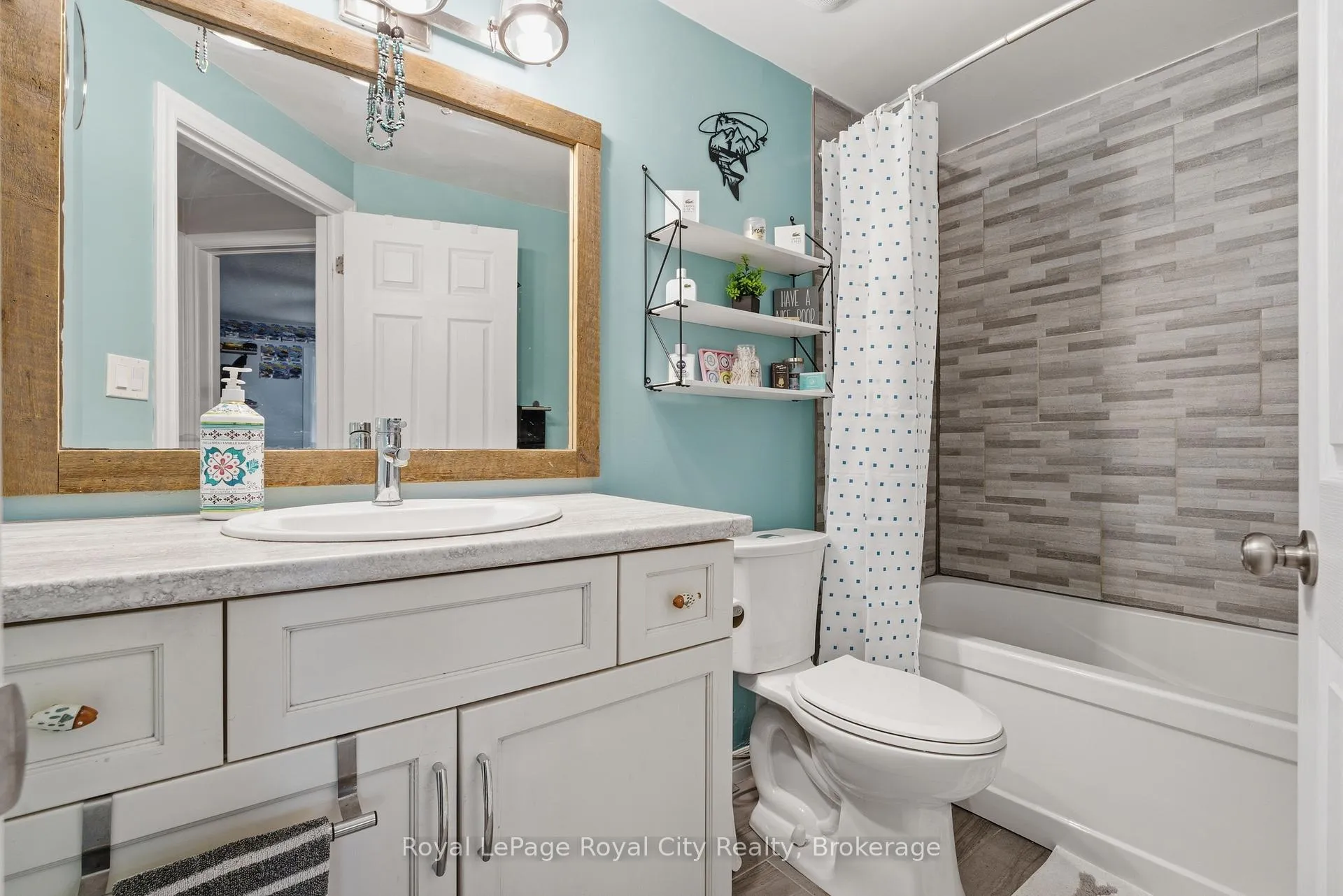 Photo 12 of Unit 13, 320 Alma Street, Guelph/Eramosa, Rockwood — HOMEH