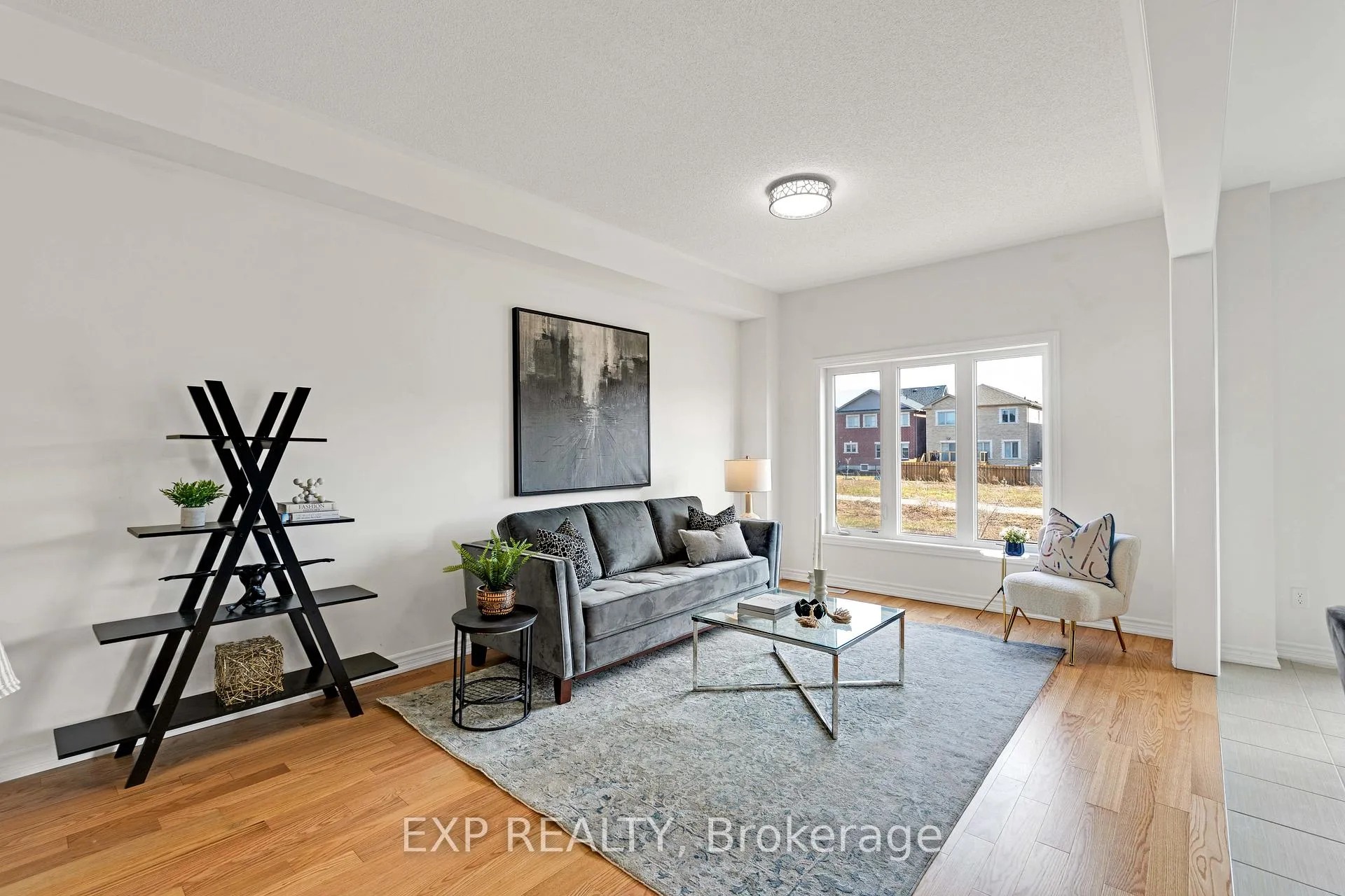 Photo 6 of 1117 Cameo Street, Pickering, Rural Pickering — HOMEH
