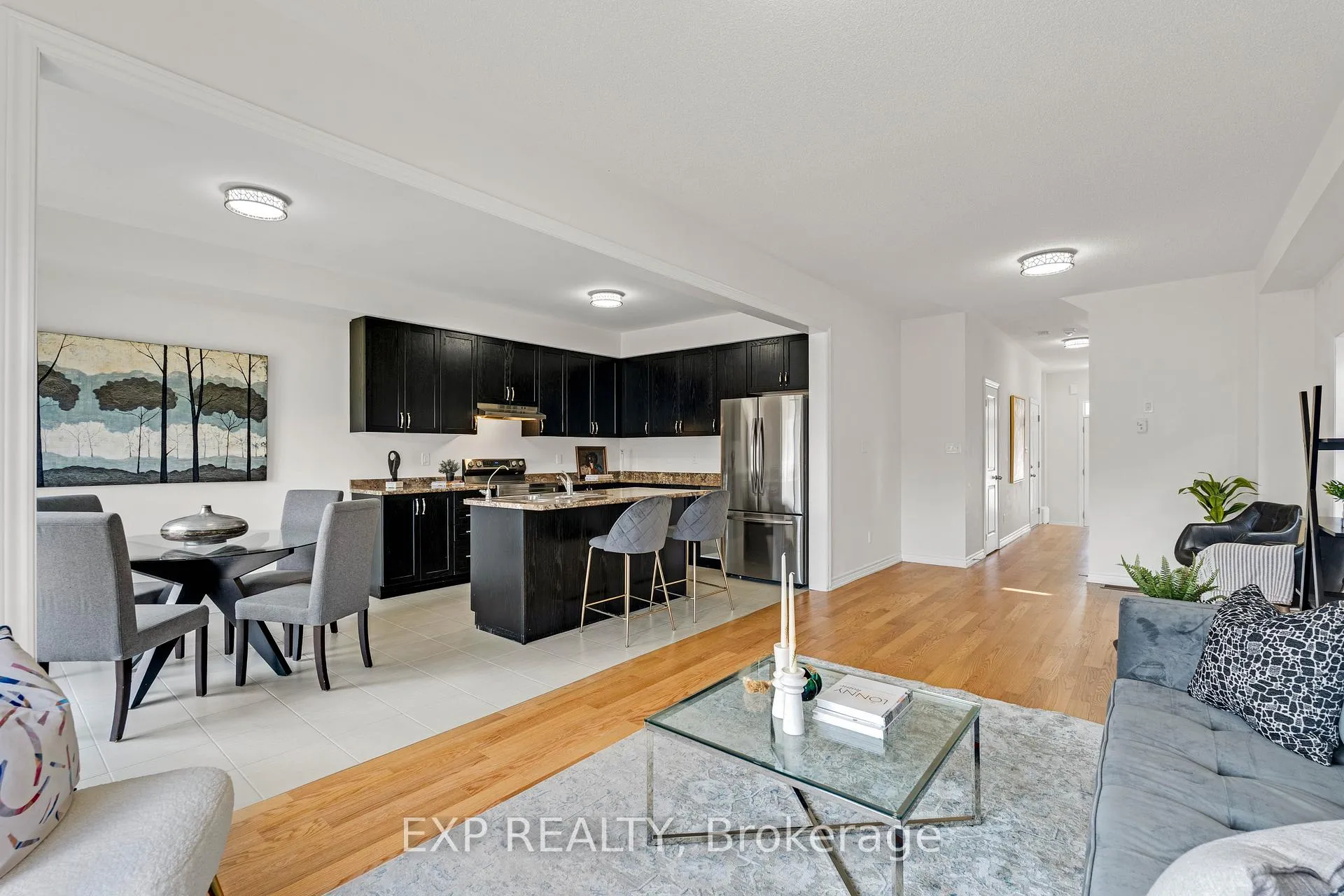 Photo 8 of 1117 Cameo Street, Pickering, Rural Pickering — HOMEH