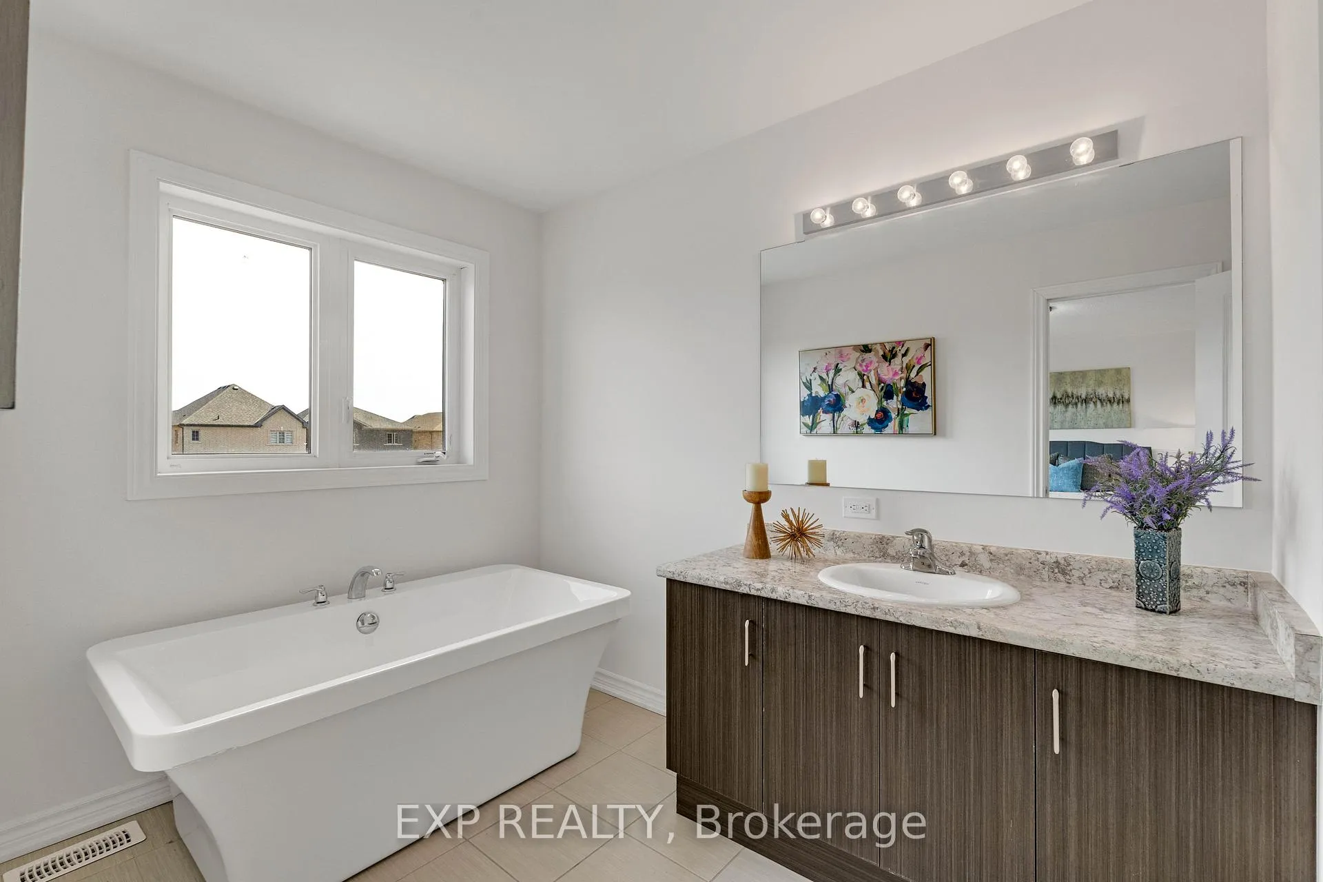 Photo 19 of 1117 Cameo Street, Pickering, Rural Pickering — HOMEH