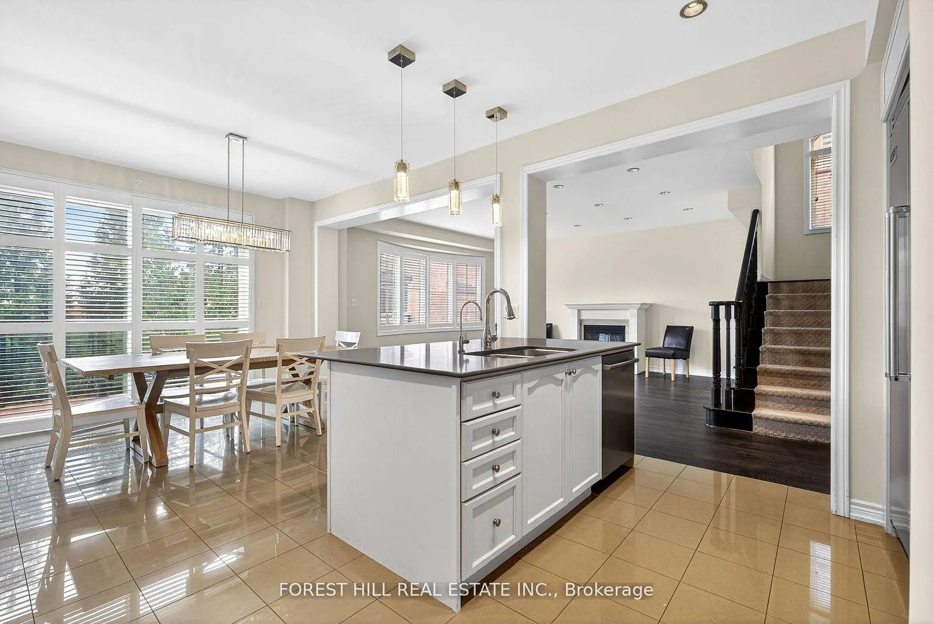Photo 13 of 107 Rumsey Road, Vaughan, Patterson — HOMEH