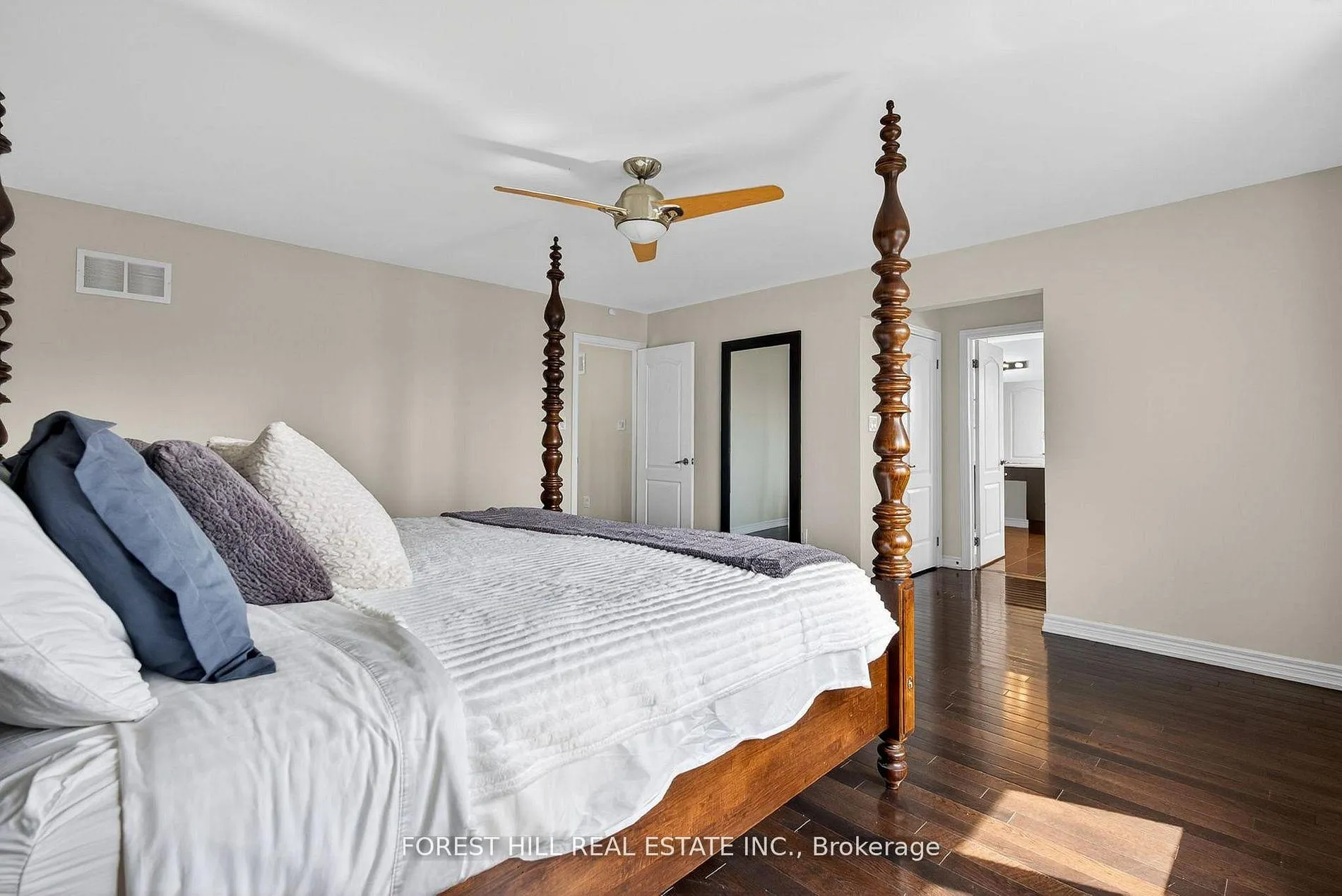 Photo 24 of 107 Rumsey Road, Vaughan, Patterson — HOMEH