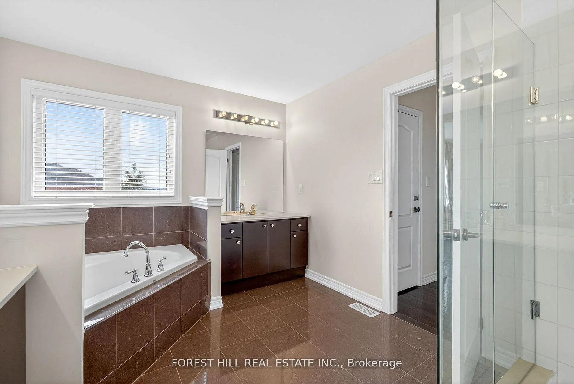 Photo 27 of 107 Rumsey Road, Vaughan, Patterson — HOMEH
