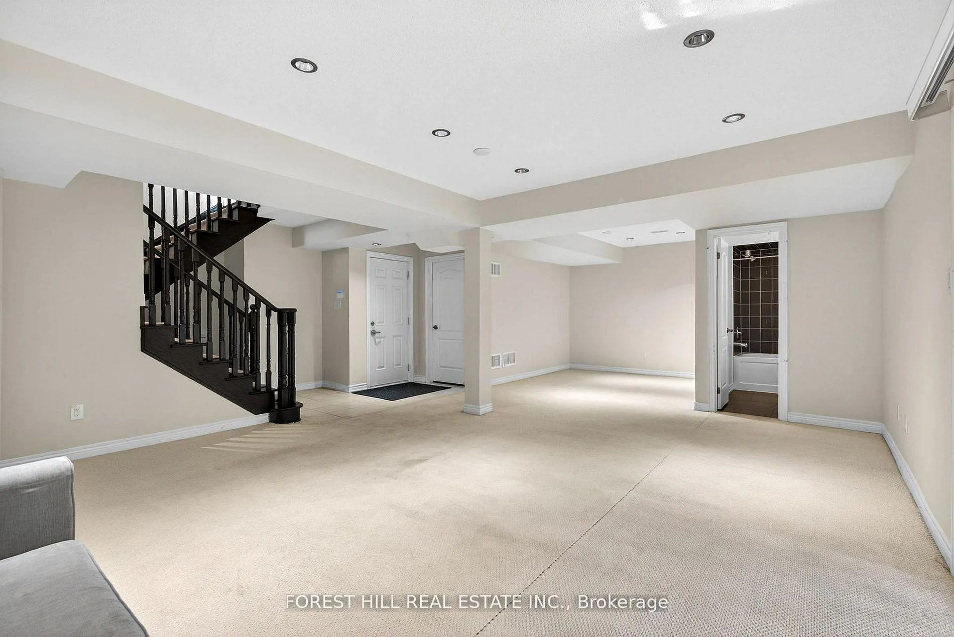 Photo 38 of 107 Rumsey Road, Vaughan, Patterson — HOMEH