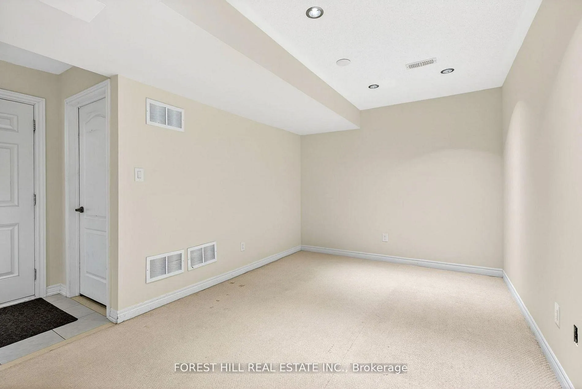Photo 42 of 107 Rumsey Road, Vaughan, Patterson — HOMEH