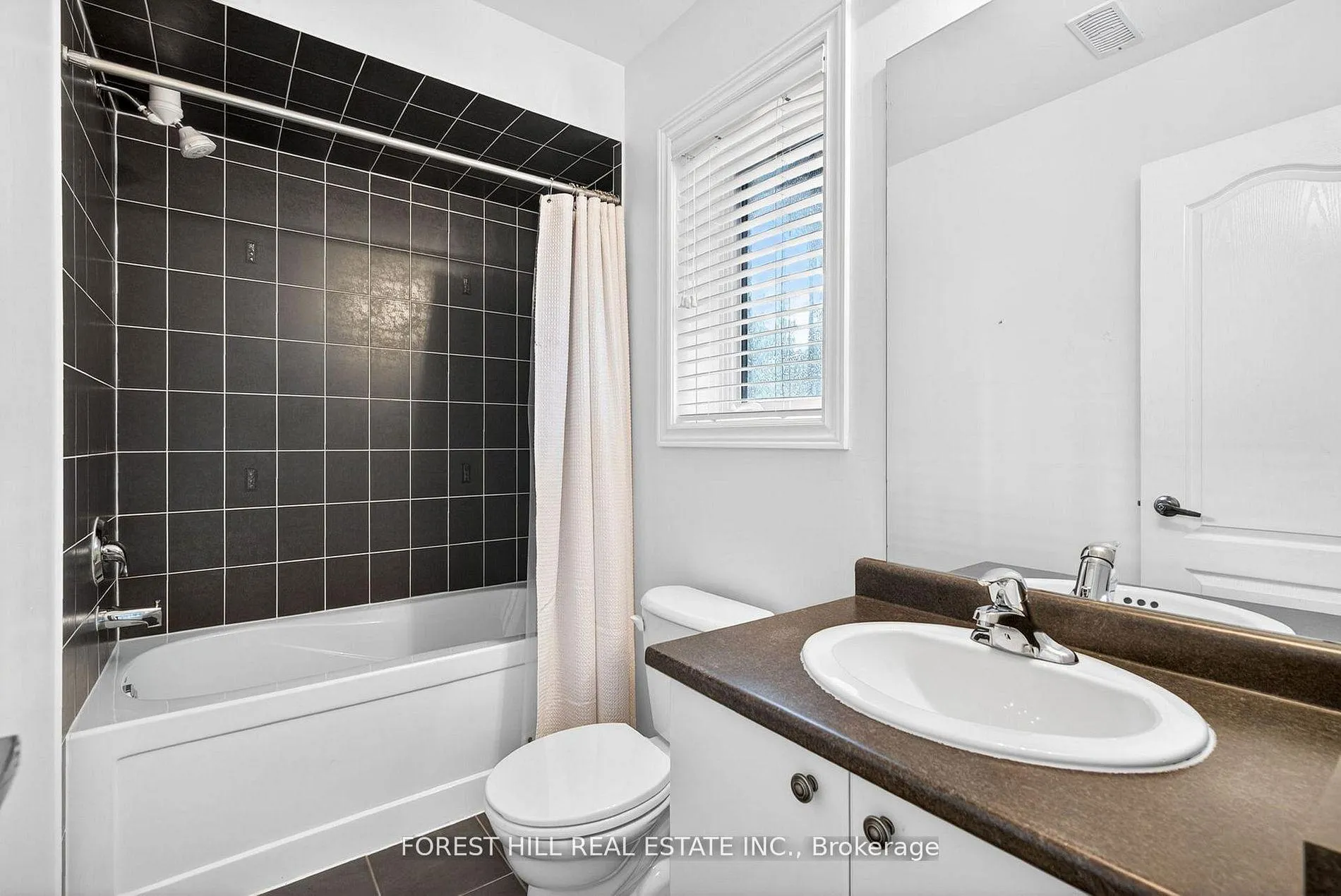 Photo 43 of 107 Rumsey Road, Vaughan, Patterson — HOMEH