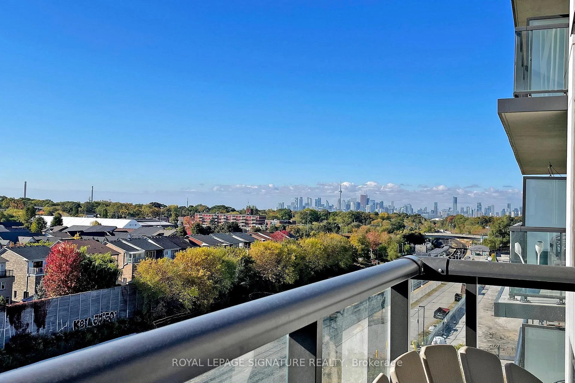 Photo 18 of Unit 821, 8 Trent Avenue, Toronto, East End-Danforth — HOMEH