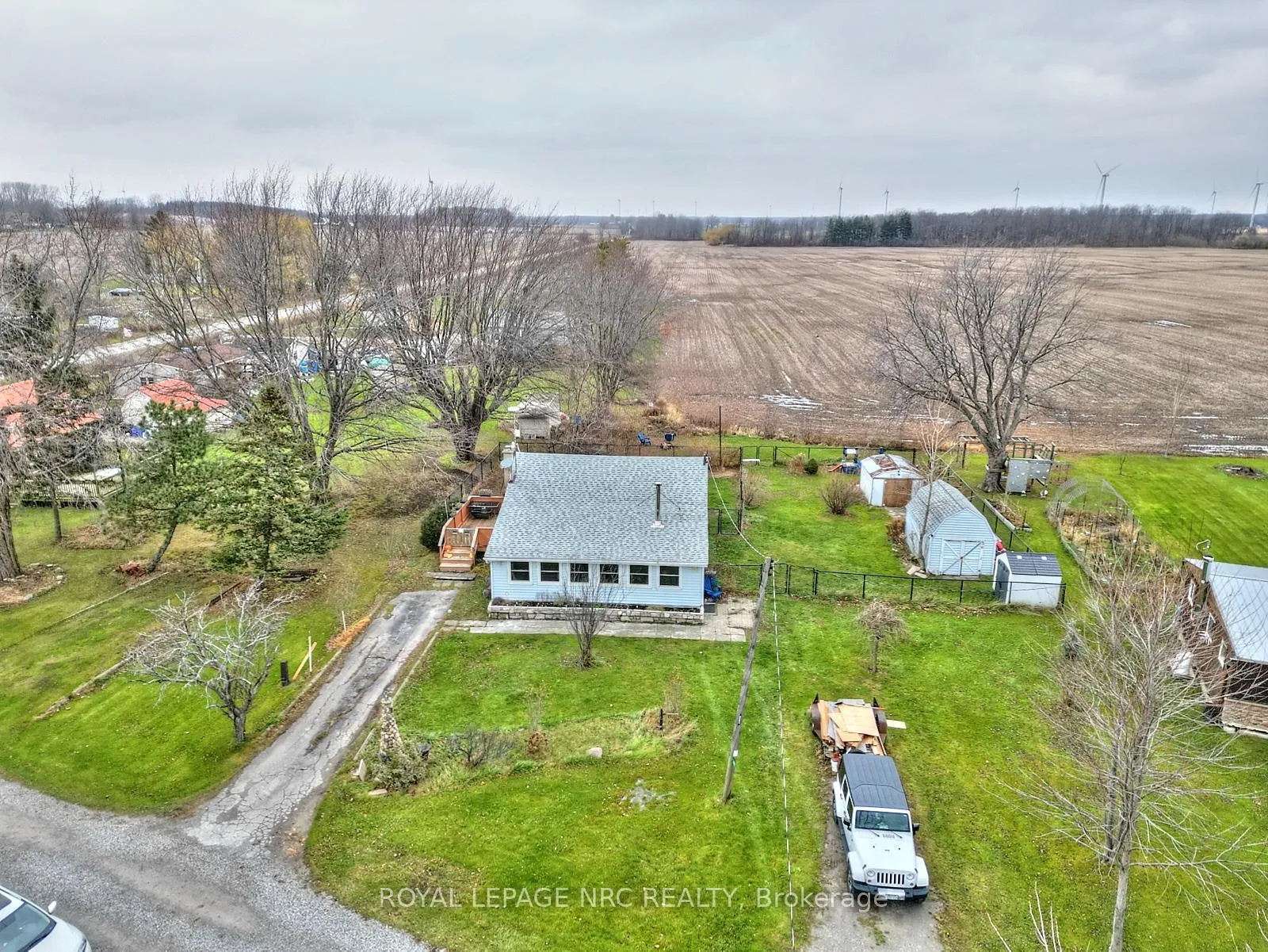 Photo 3 of 48 Derner Line, Haldimand — HOMEH