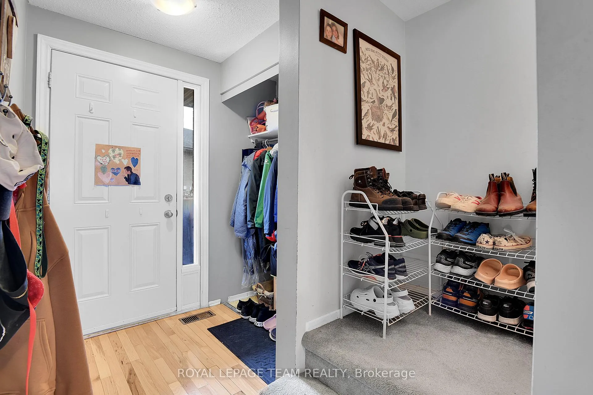 Photo 2 of Unit B, 902 Elmsmere Road, Ottawa, Beacon Hill South — HOMEH