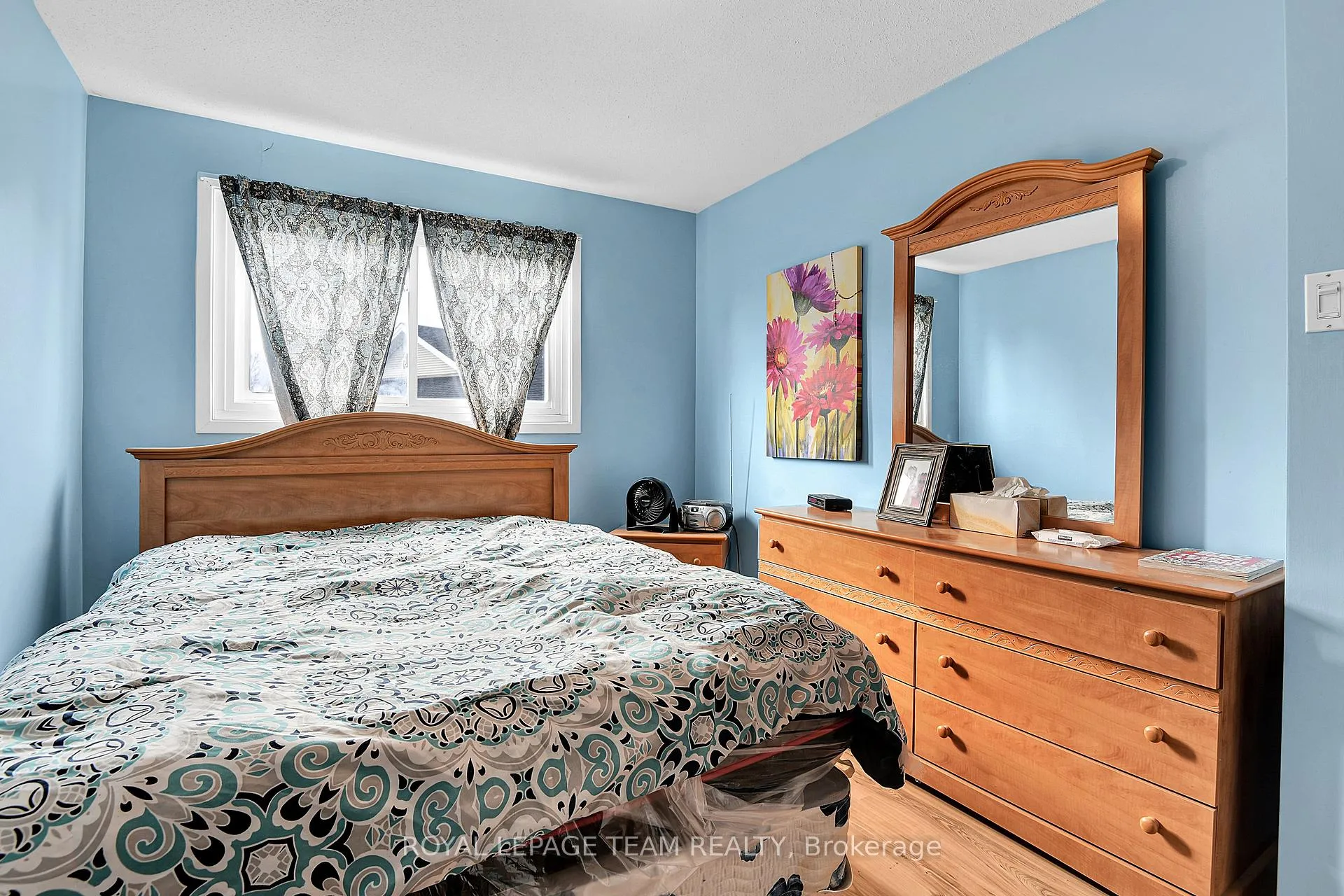 Photo 13 of Unit B, 902 Elmsmere Road, Ottawa, Beacon Hill South — HOMEH