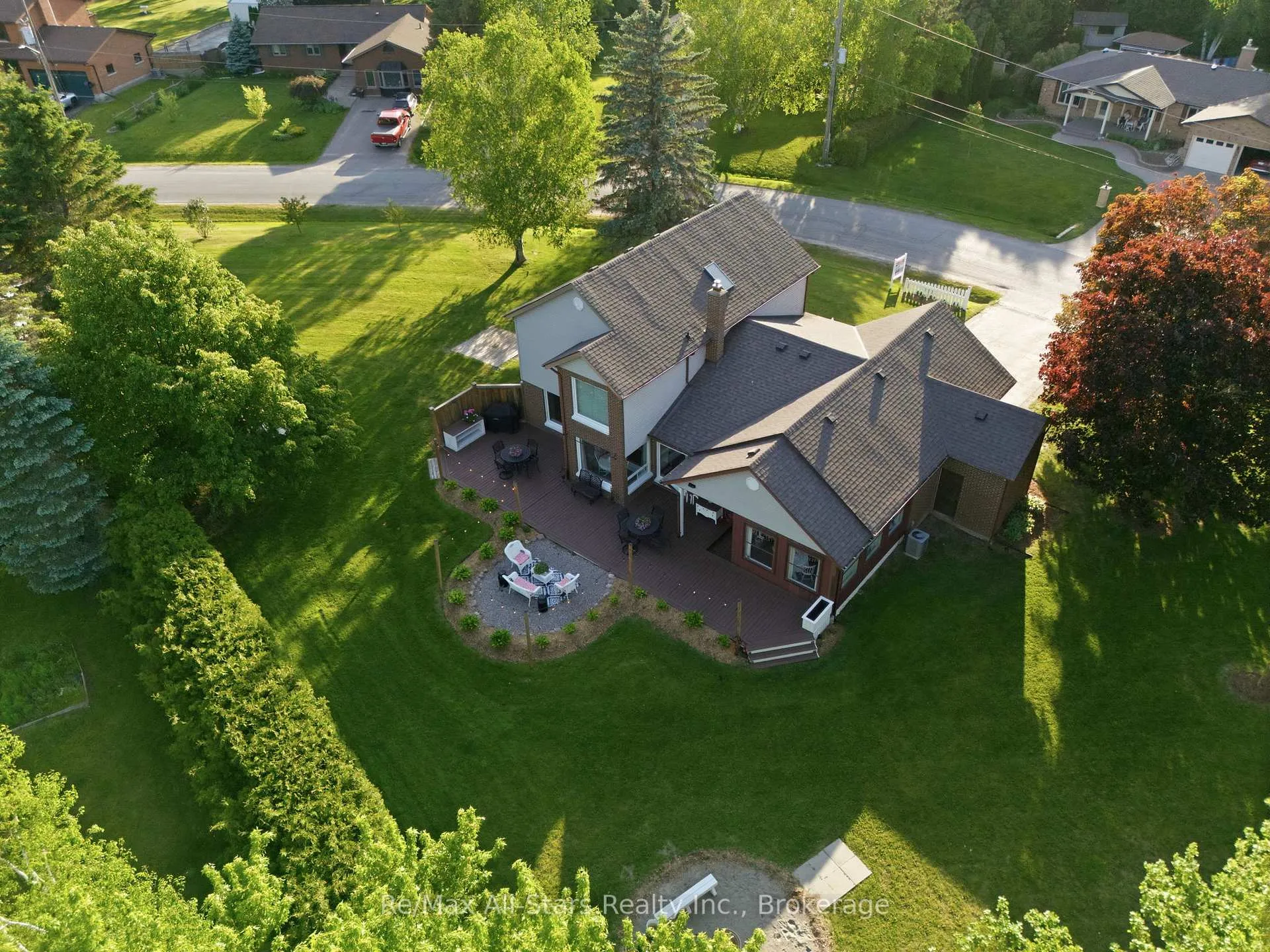 Photo 41 of 4 Circle Drive, Scugog, Port Perry — HOMEH
