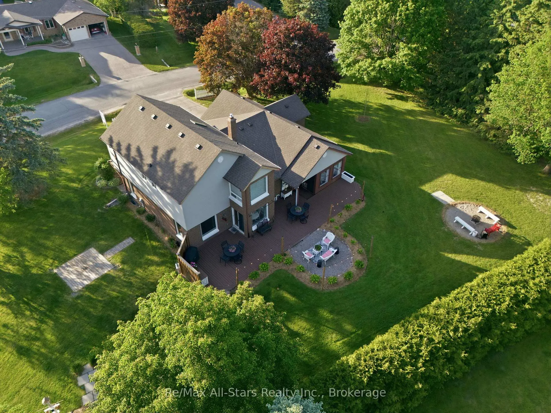 Photo 42 of 4 Circle Drive, Scugog, Port Perry — HOMEH