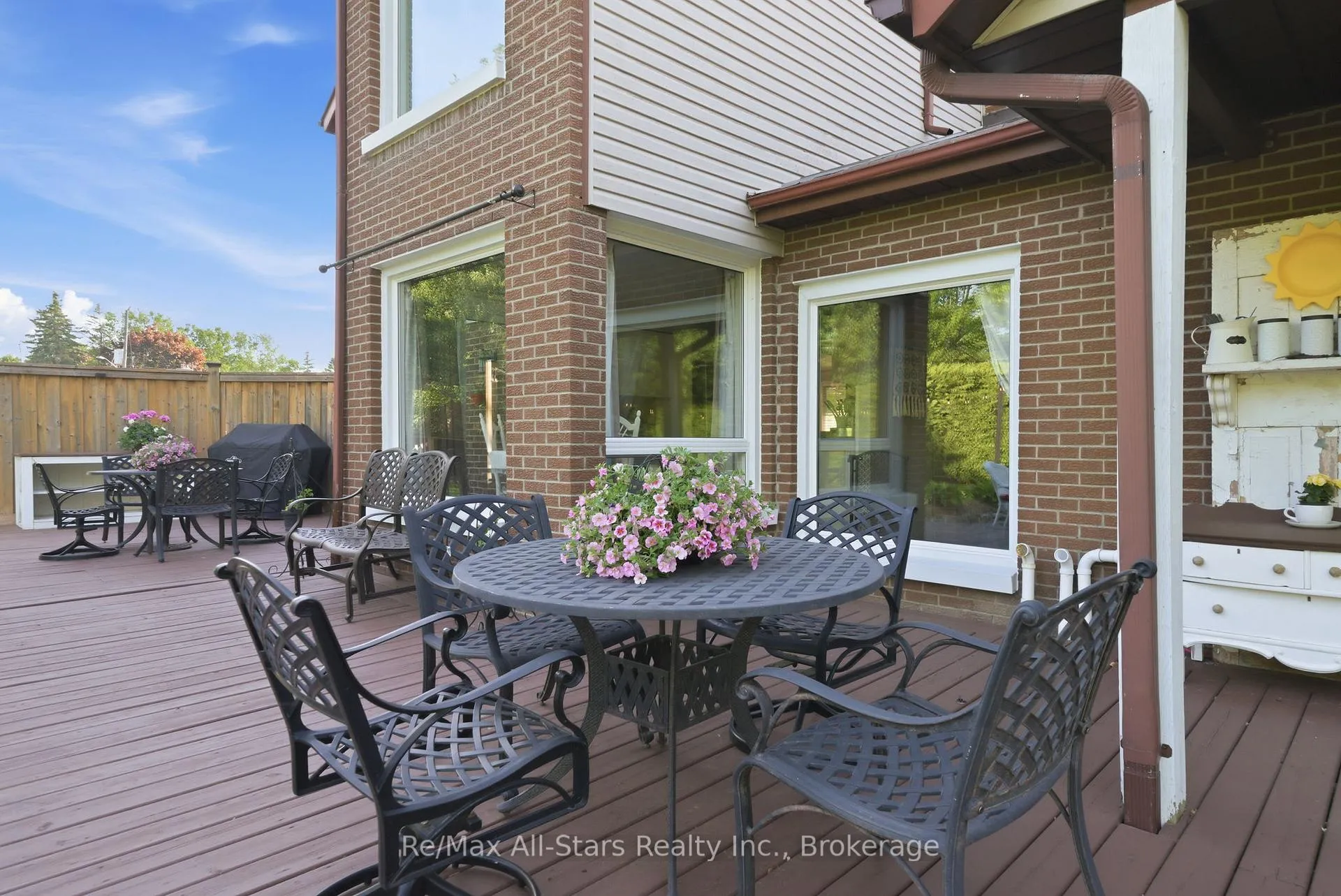 Photo 46 of 4 Circle Drive, Scugog, Port Perry — HOMEH
