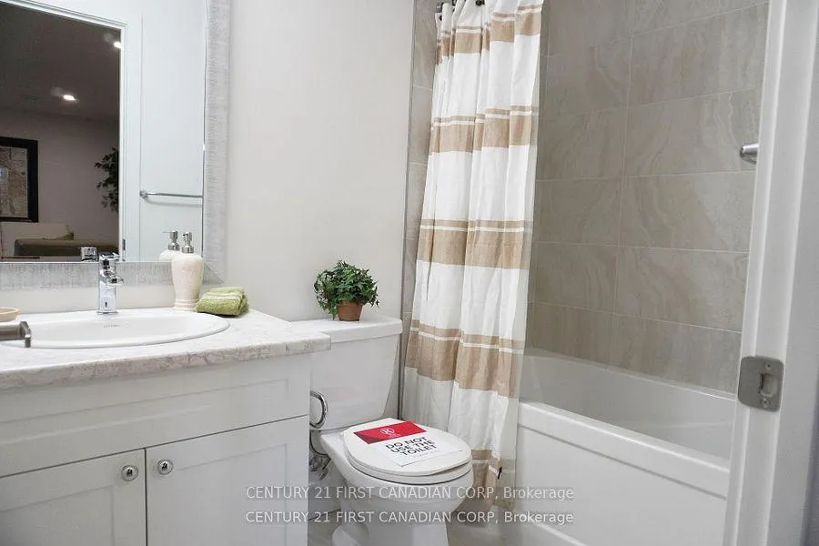 Photo 10 of 522 Gatestone Road, London, South U — HOMEH