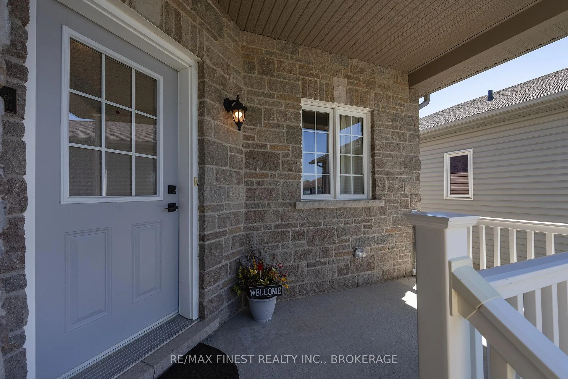Photo 3 of 123 Connell Drive, Loyalist, Amherstview — HOMEH
