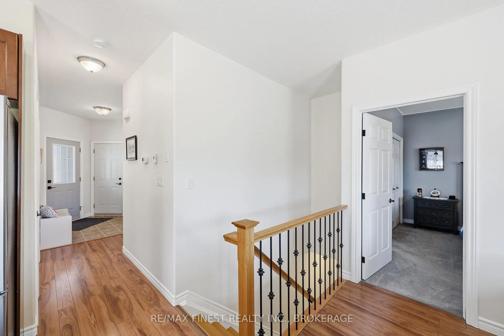 Photo 15 of 123 Connell Drive, Loyalist, Amherstview — HOMEH