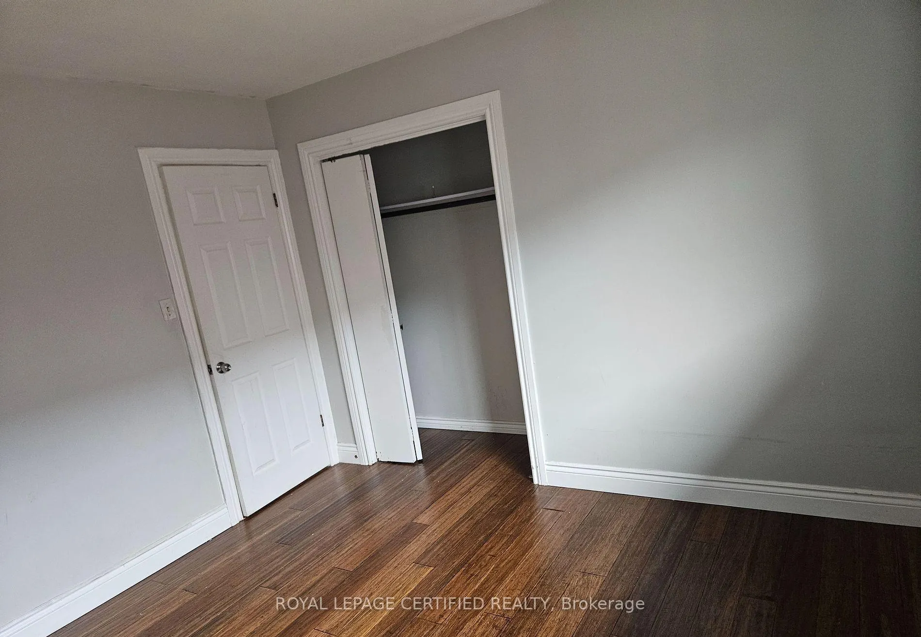 Photo 14 of 290 Balmoral Avenue N, Hamilton, Crown Point — HOMEH