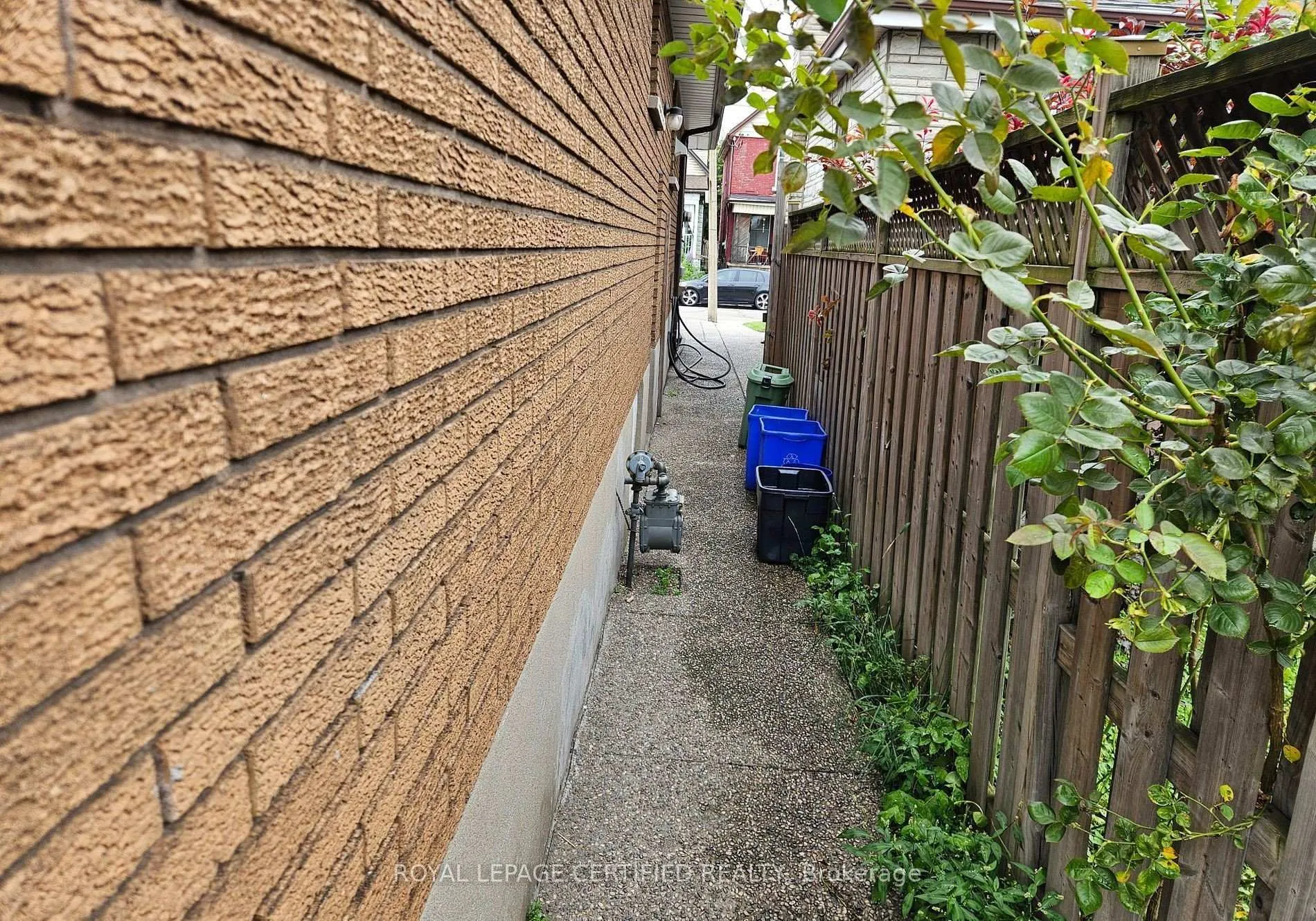 Photo 22 of 290 Balmoral Avenue N, Hamilton, Crown Point — HOMEH