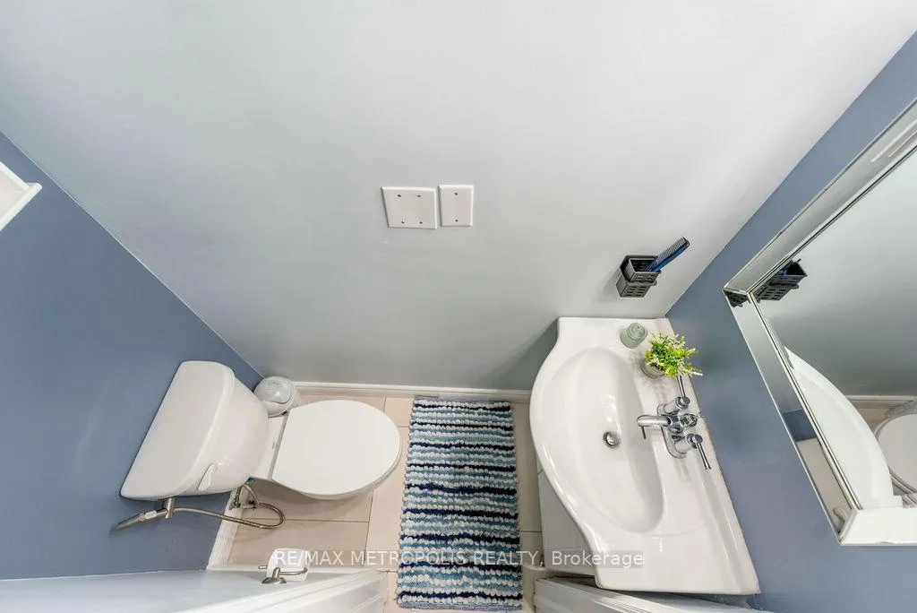 Photo 10 of 42 Gulliver Crescent, Brampton, Northgate — HOMEH