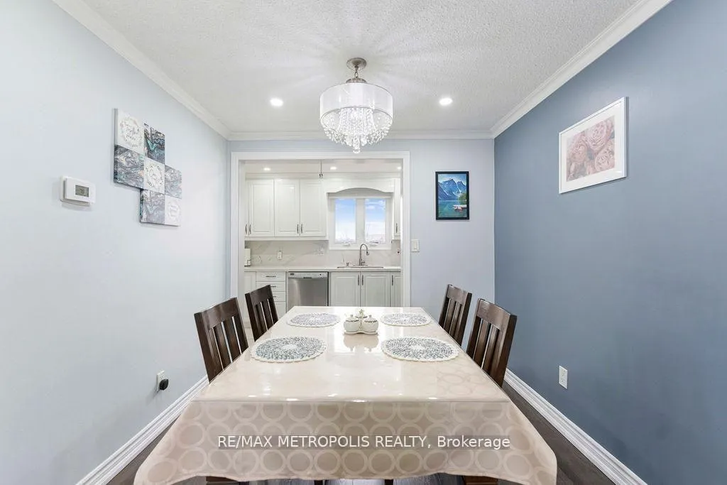 Photo 11 of 42 Gulliver Crescent, Brampton, Northgate — HOMEH